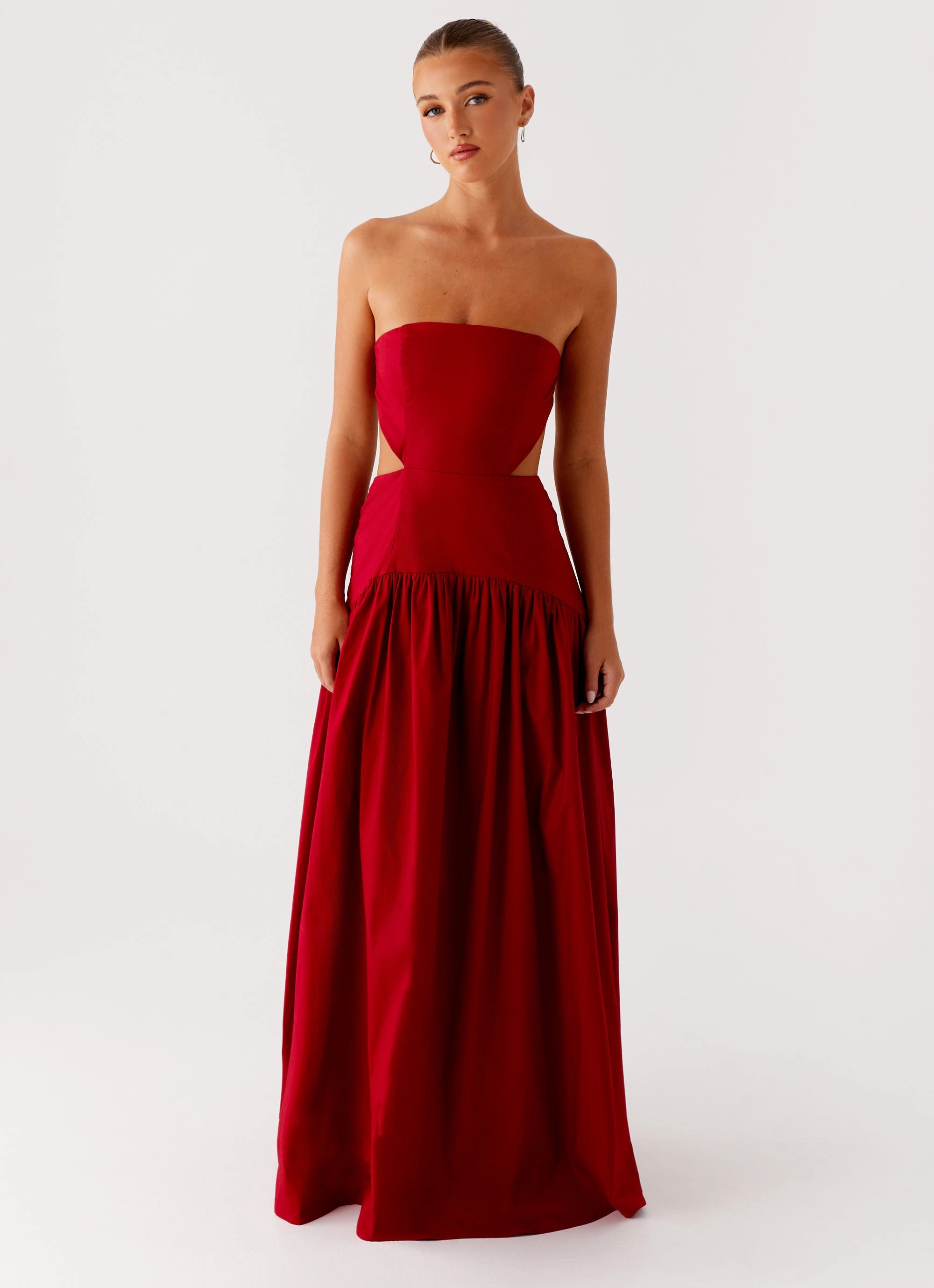 Aamari Maxi Dress - Red Subtle Elegance