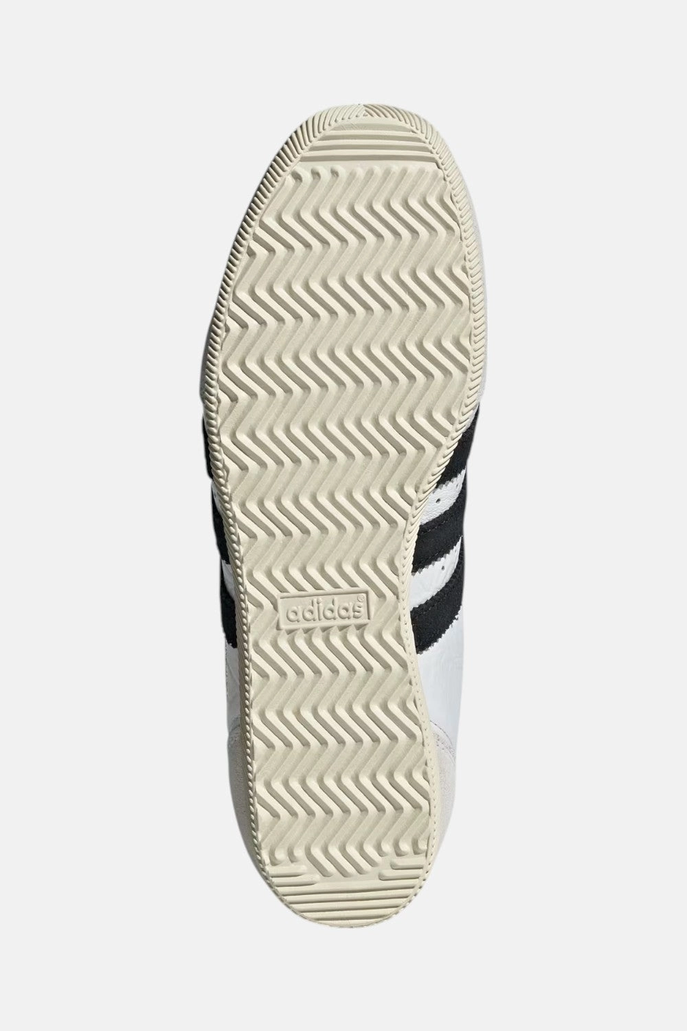 Urban Look Flexible Arch Support Adidas Japan Sneakers in Cloud White / Core Black / Gold Metallic