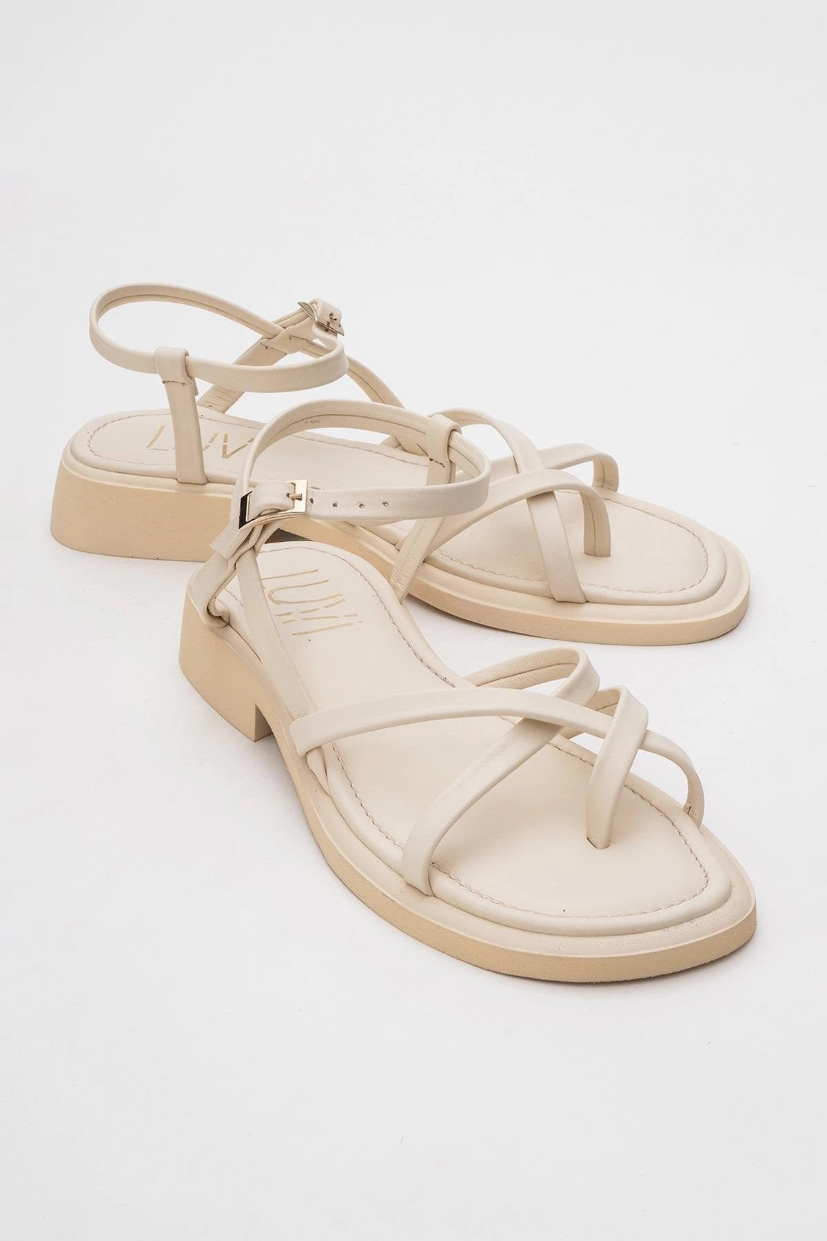 Basic Style Antas Strappy Leather Flat Sandals (Women)