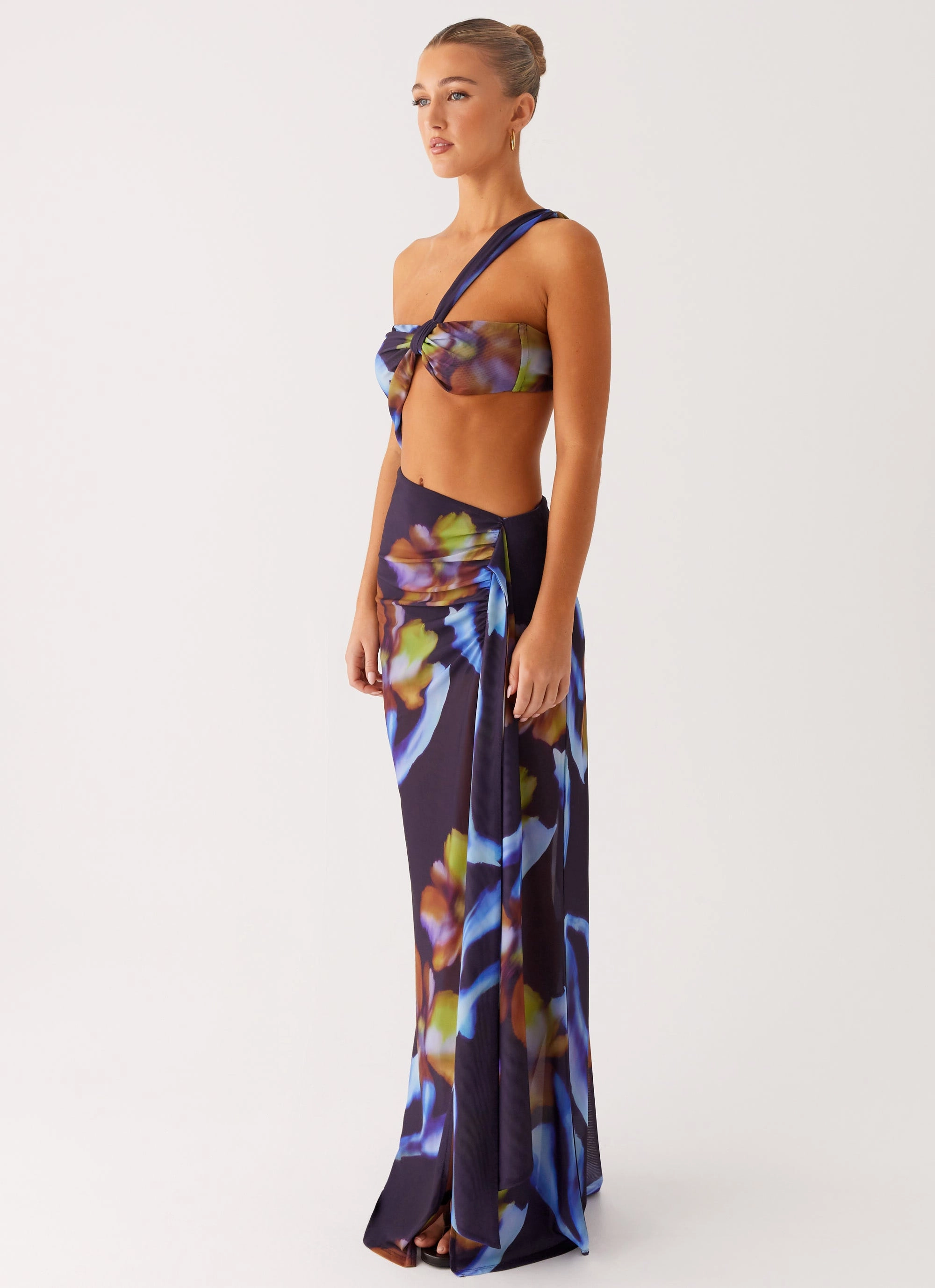 Relaxed Movement Costa Rica Maxi Dress - Dark Floral