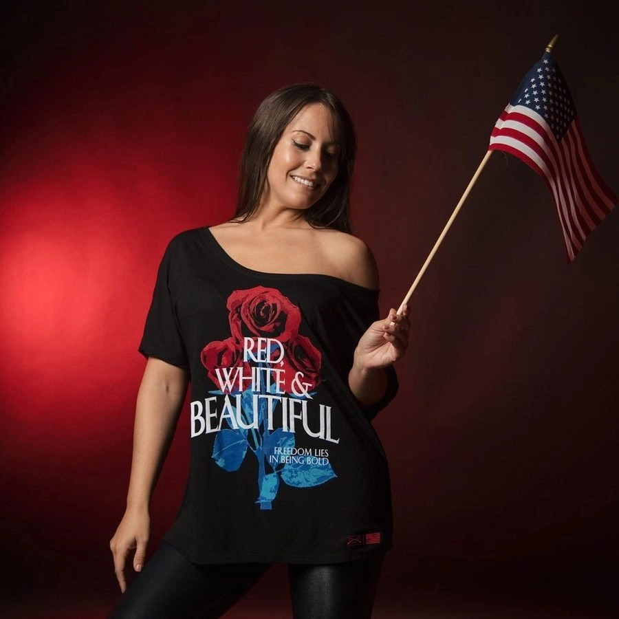anniversary Women's Red, White & Beautiful Slouchy T-Shirt - Black