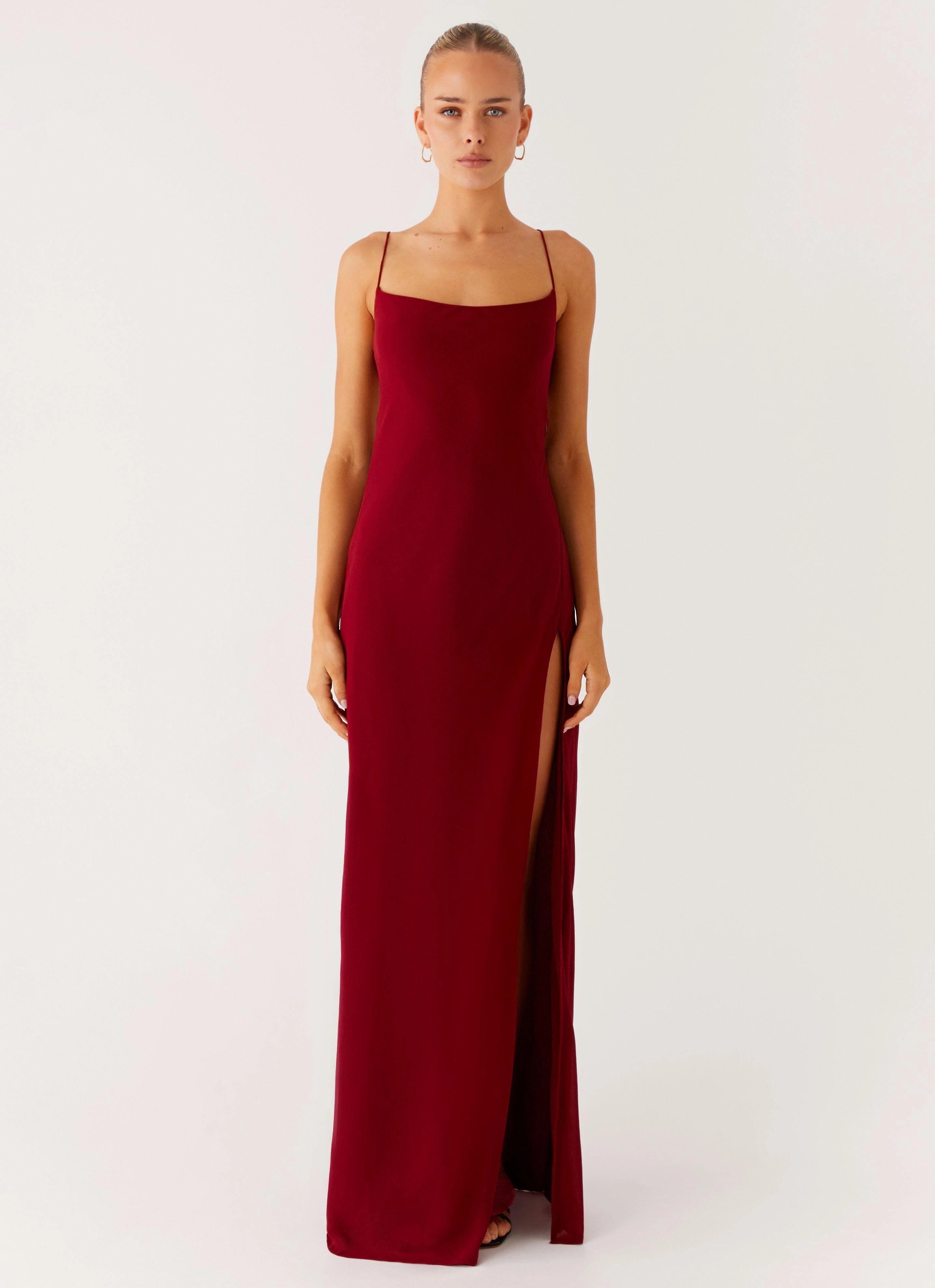 Curve-Enhancing Alouette Maxi Dress - Burgundy