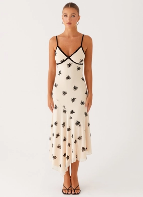 Date-Night Sleek Design Amelia Midi Dress - Nude