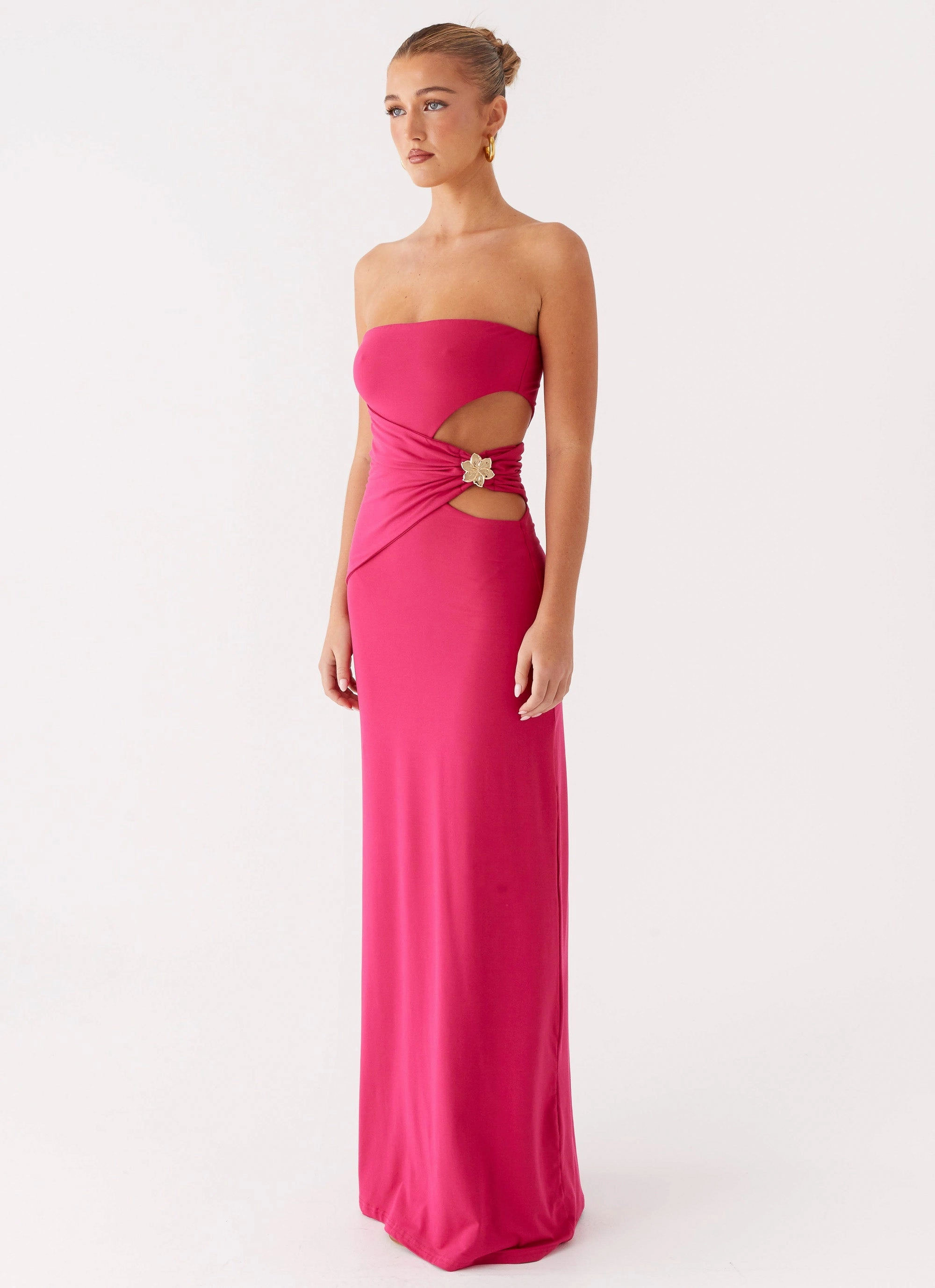 Anetta Maxi Dress - Fuchsia Refined Cut Fit Mood