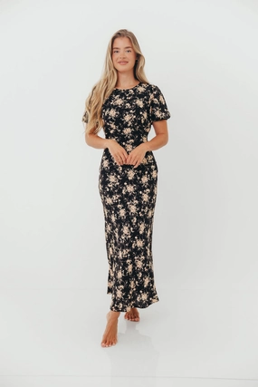 Casual Edge Annie Maxi Dress in Black Floral