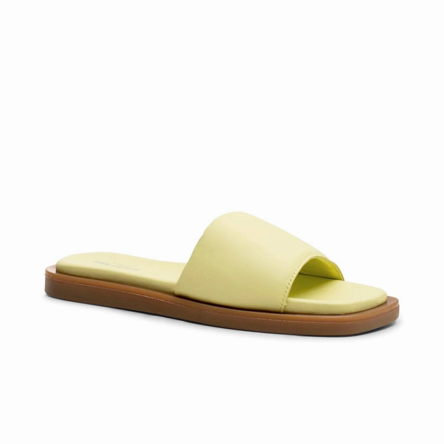 Women's Krista Mule In Butter Adaptive Fit Technology