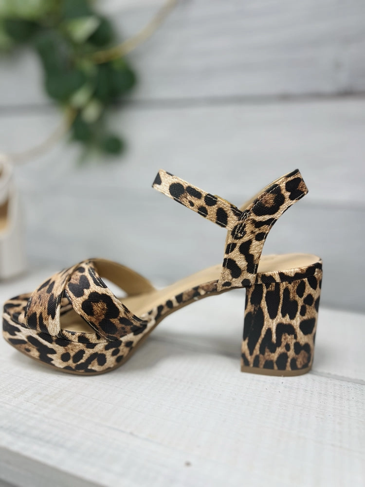 Manner Heeled Sandals Molded Contour Footbed