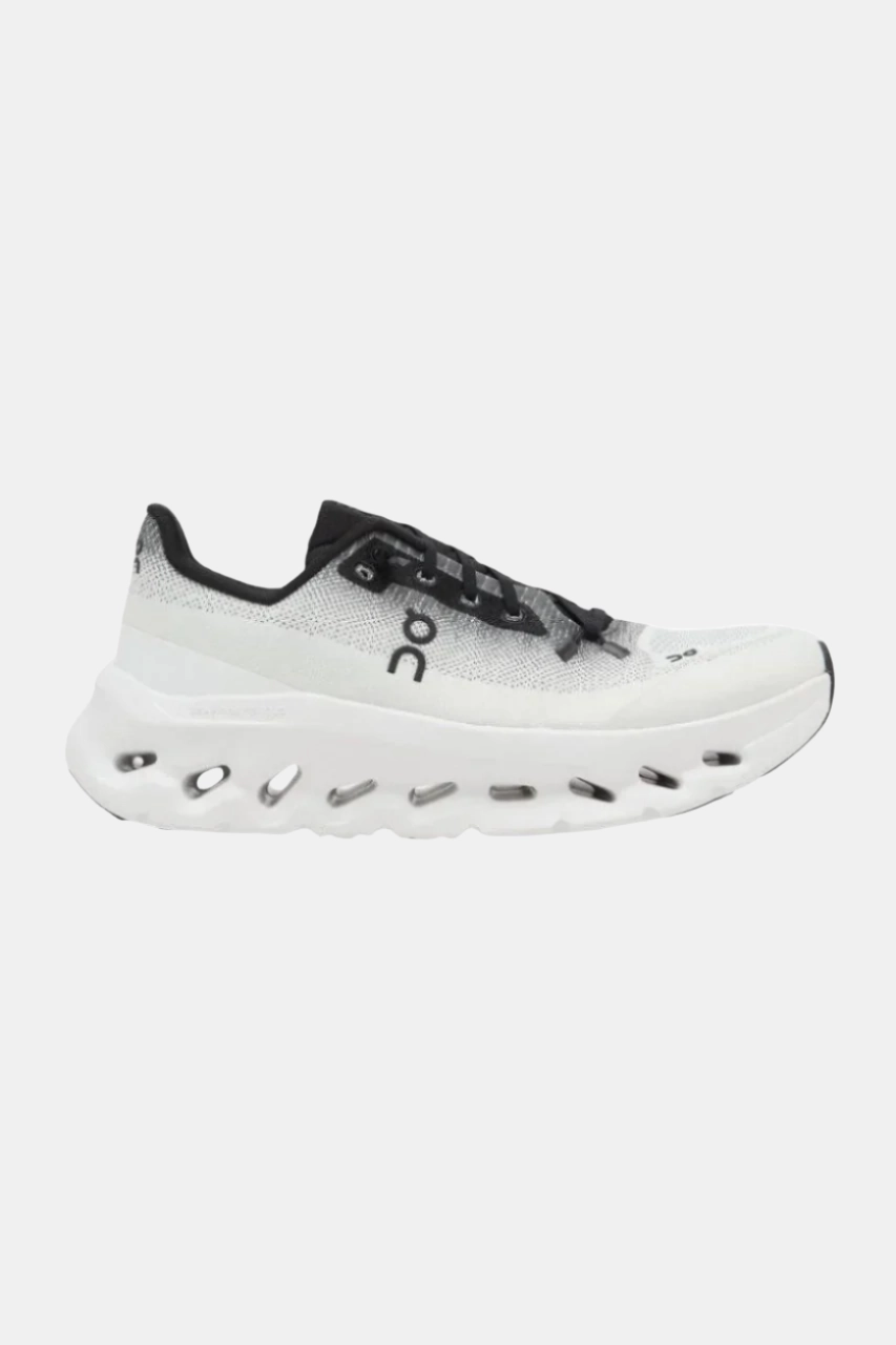 On Running Womens Cloudtilt 1 Sneakers in Black/Ivory Relaxed Look