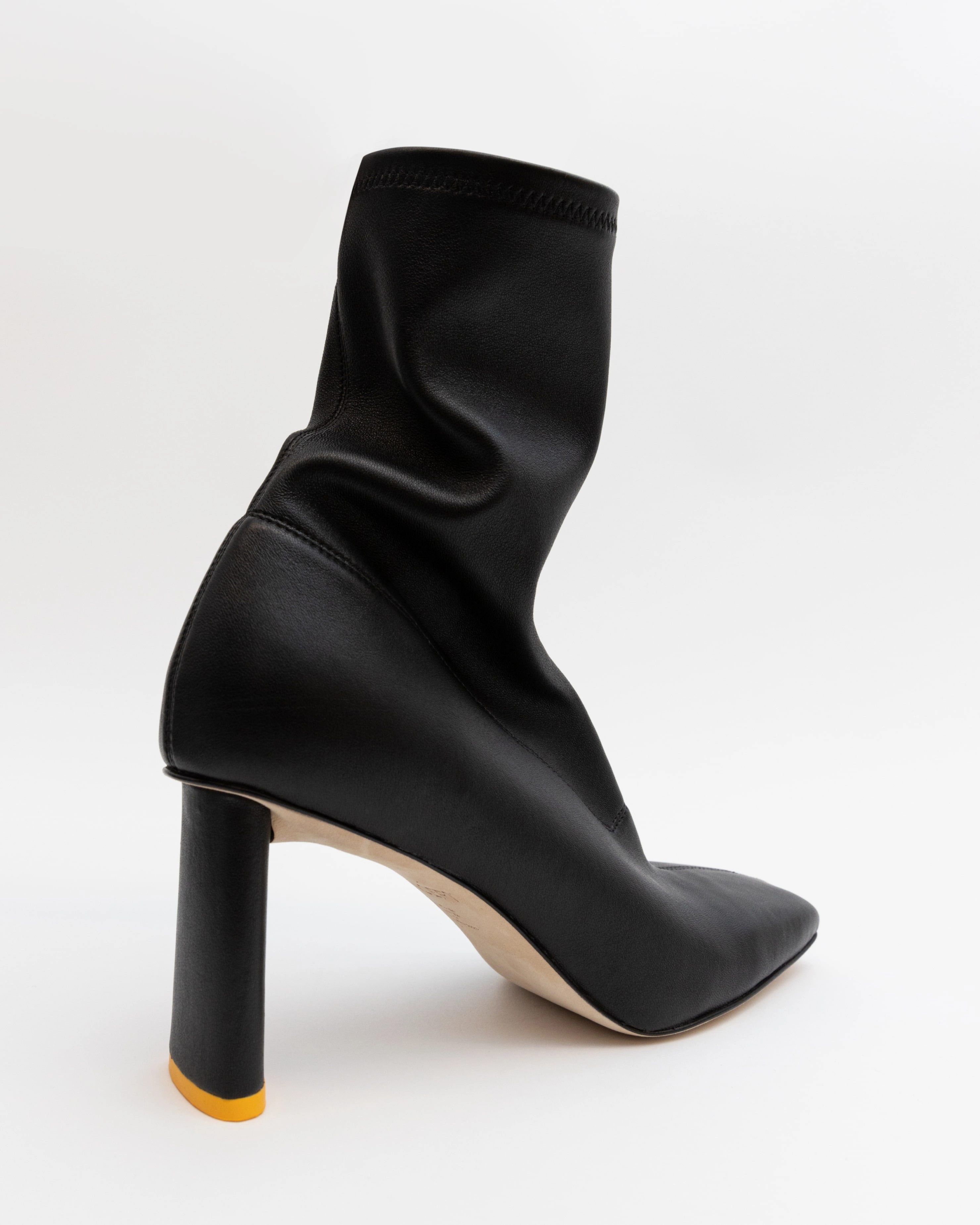 Comfort Straps Oncept Lyon Boot in Black