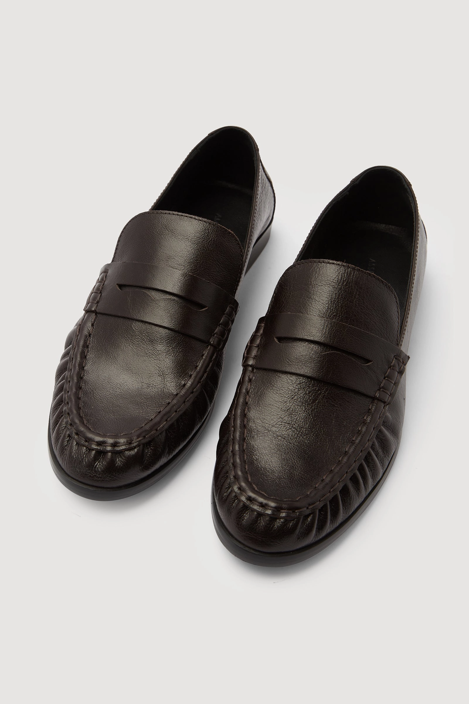 Non-Slip Sole Stone Walk Avenue Leather Loafer