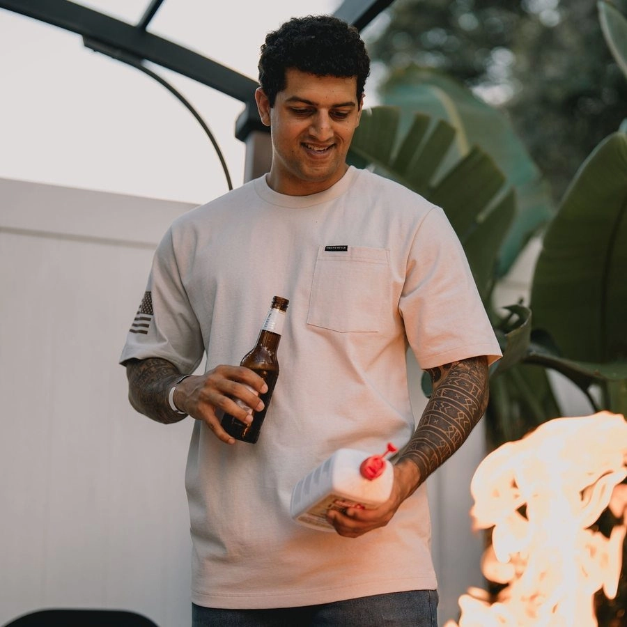 Holiday Casual Basic Heavyweight Pocket T-Shirt - Sand