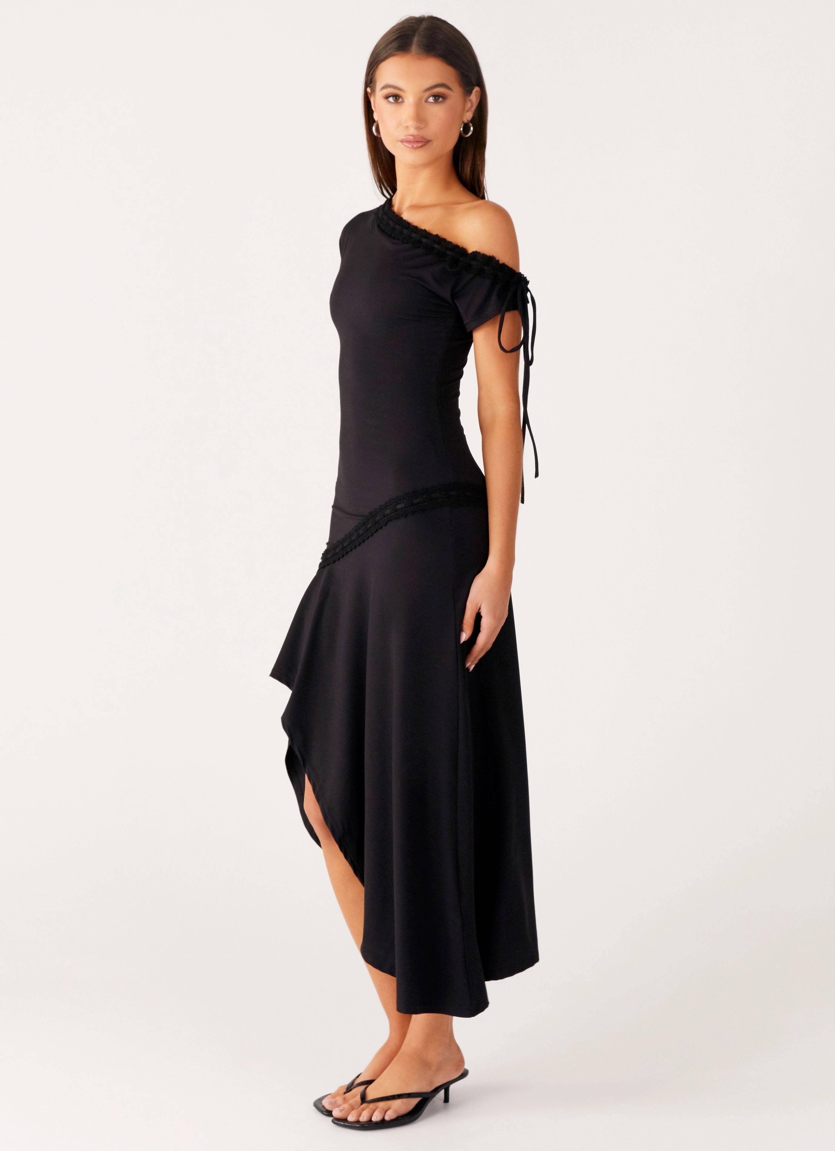 Downtown Midi Dress - Black Vibrant Edge