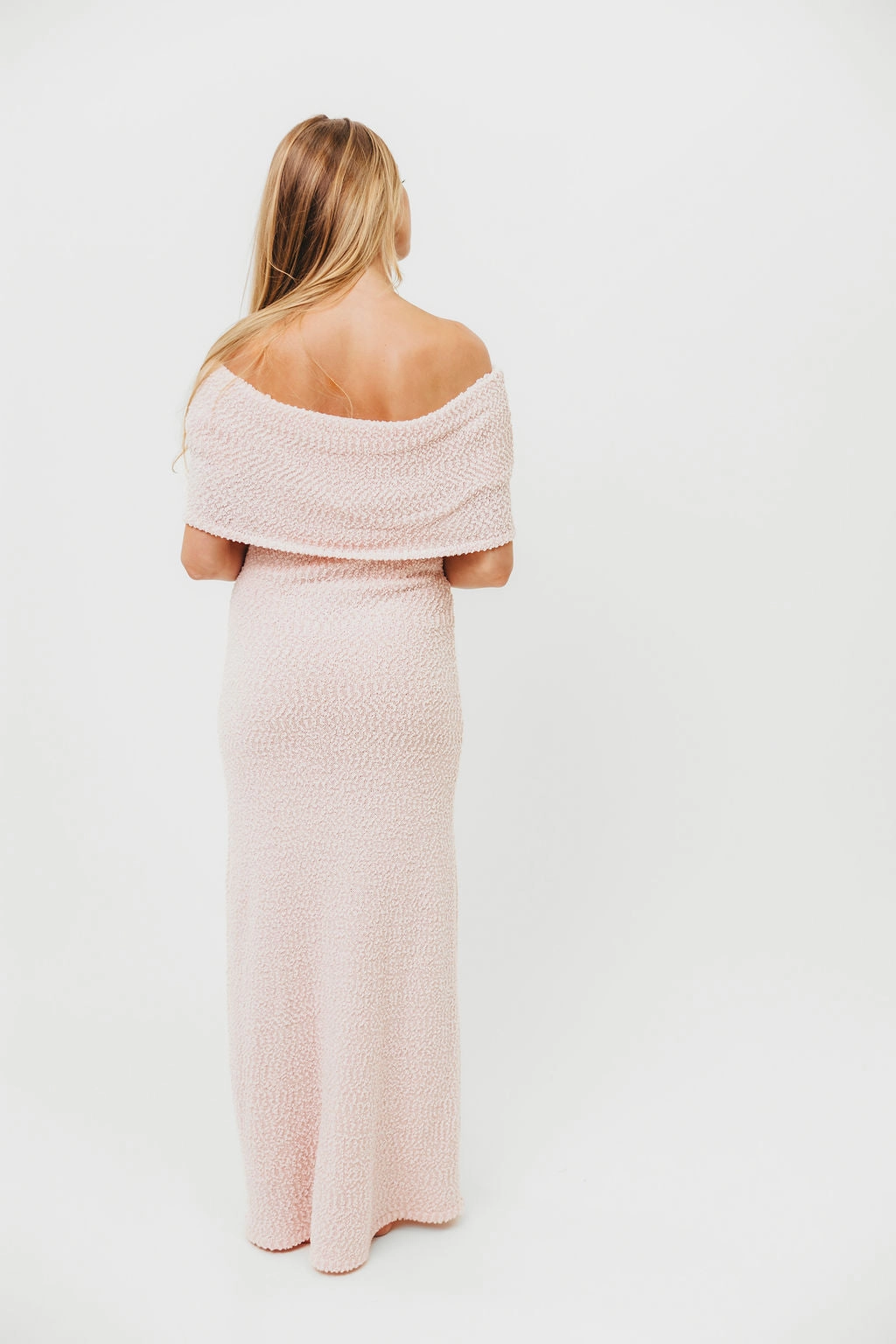 Brit Maxi Dress in Dusty Pink - Bump Friendly Fresh Energy Urban Feel