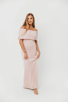 Brit Maxi Dress in Dusty Pink - Bump Friendly Trendy Tailoring Match Quick