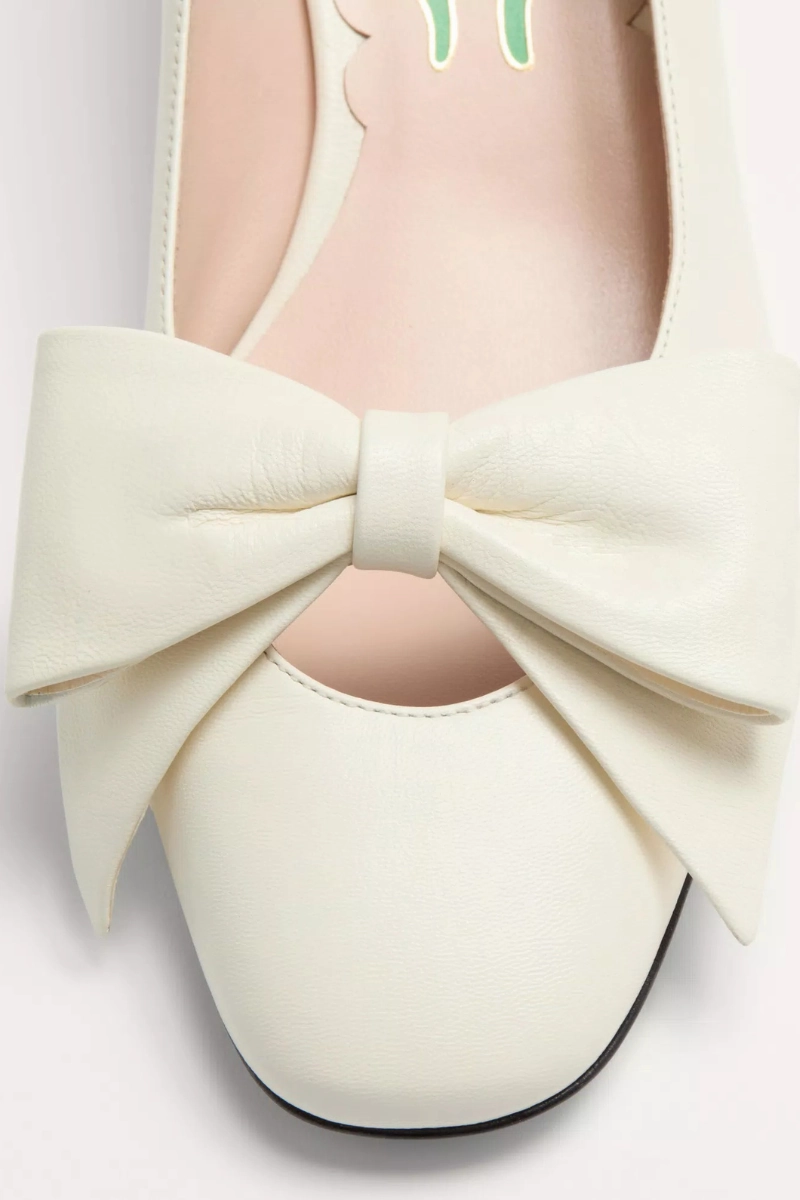 City Life Comfortable Heeled Boots Bowow Pumps