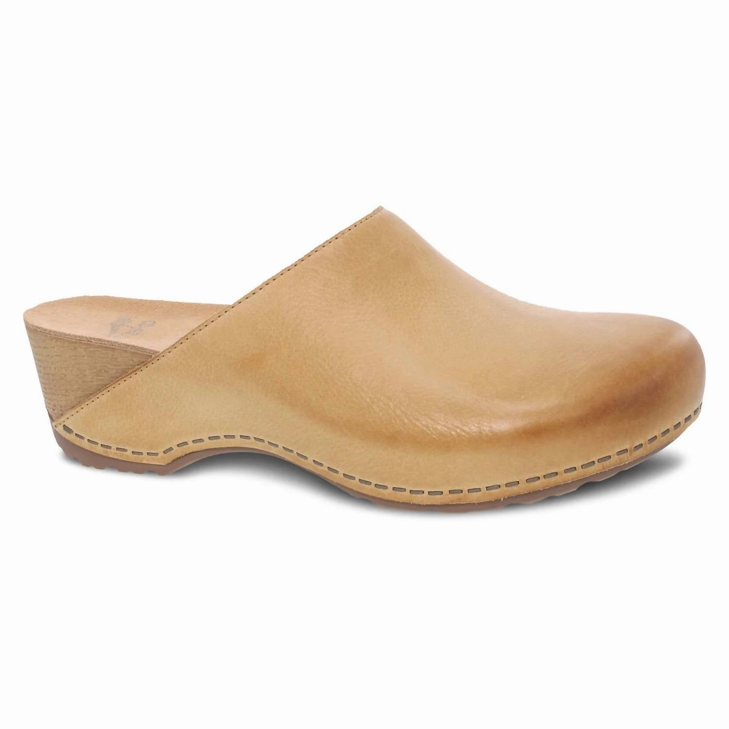 Cozy Travel Shoes Women Talulah Mule In Tan