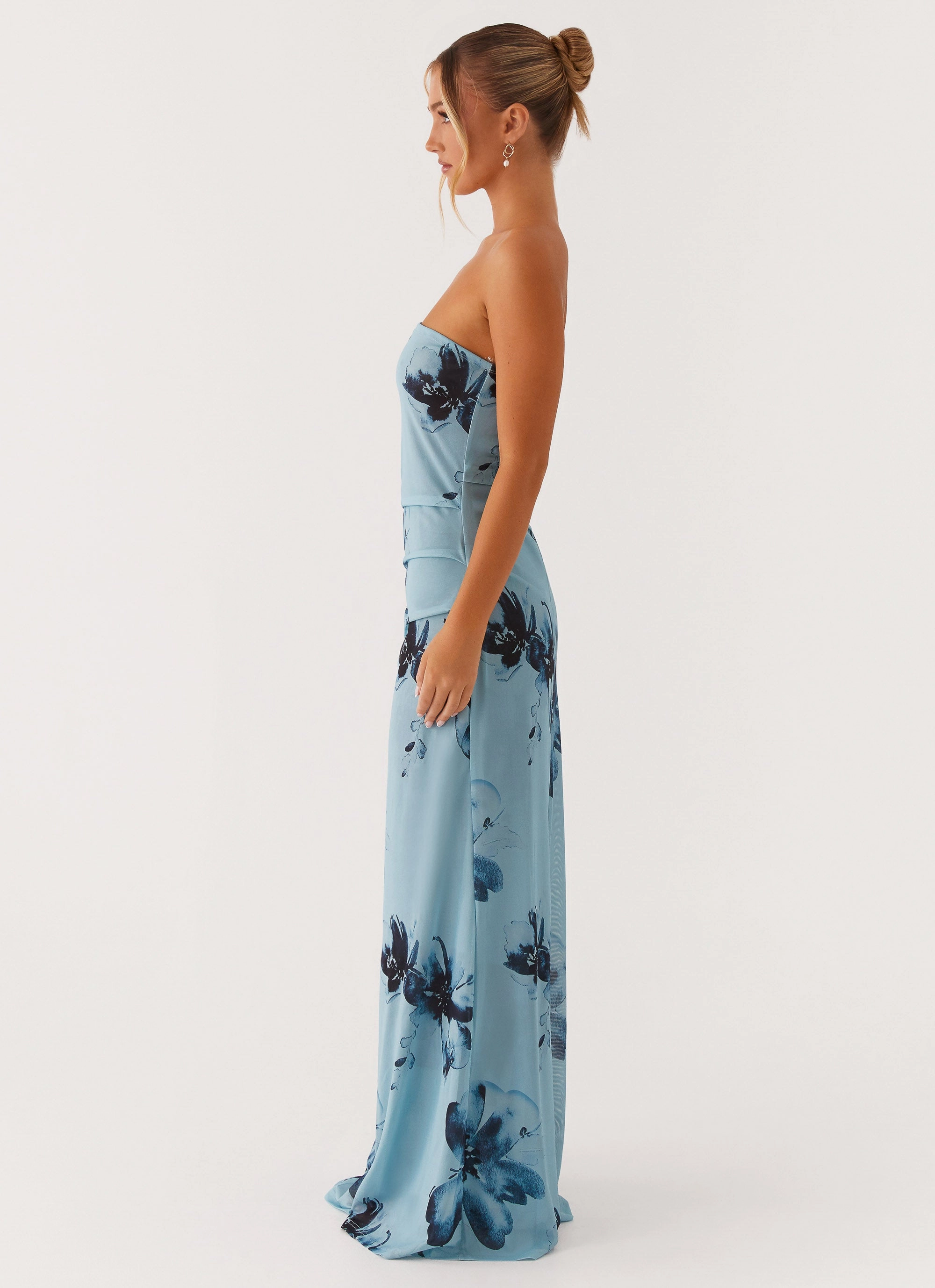 Refined Finish Field Of Dreams Maxi Dress - Blue Black Floral
