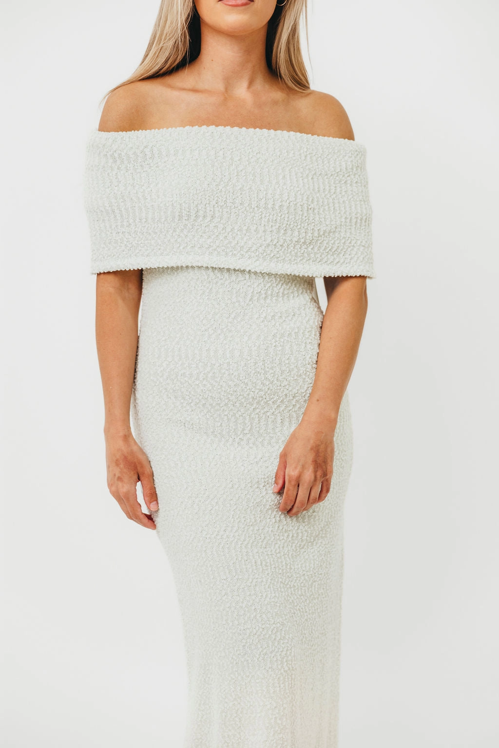 TearResistantFabric Brit Maxi Dress in Seafoam - Bump Friendly