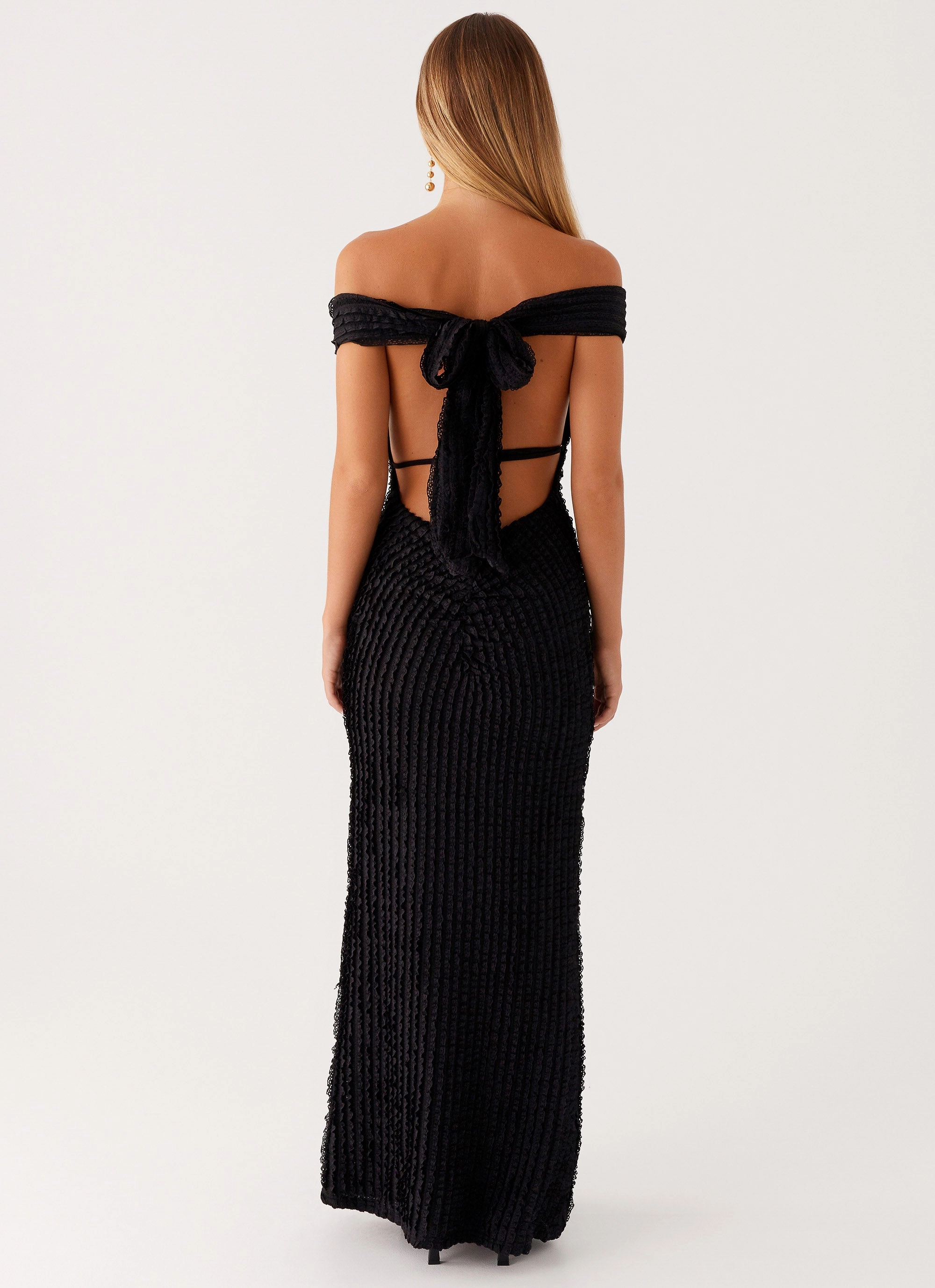 Chantelle Maxi Dress - Black Cozy Layer Soft Lines