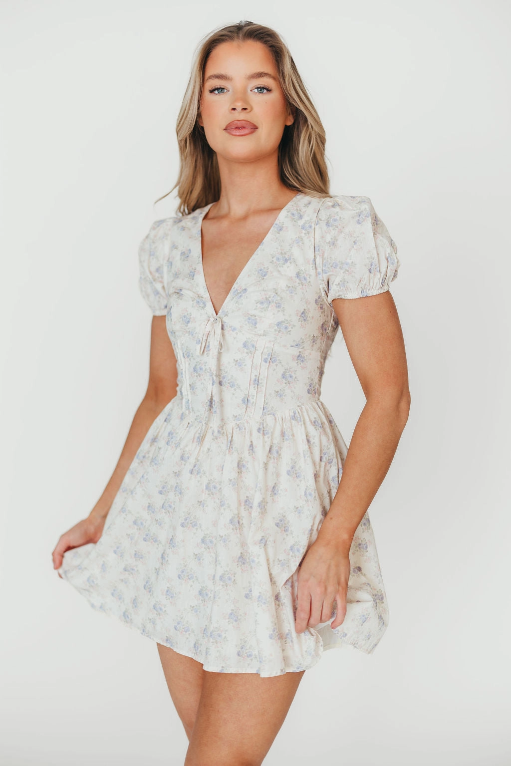 Pure Motion Sophisticated Comfort Veronica Mini Dress in Cream/Lilac Floral