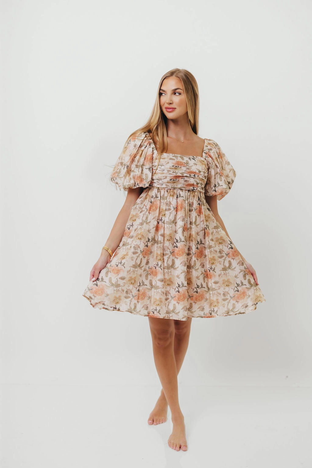 Midi-Length Lightweight Piece Sandrine Mini Dress in Floral