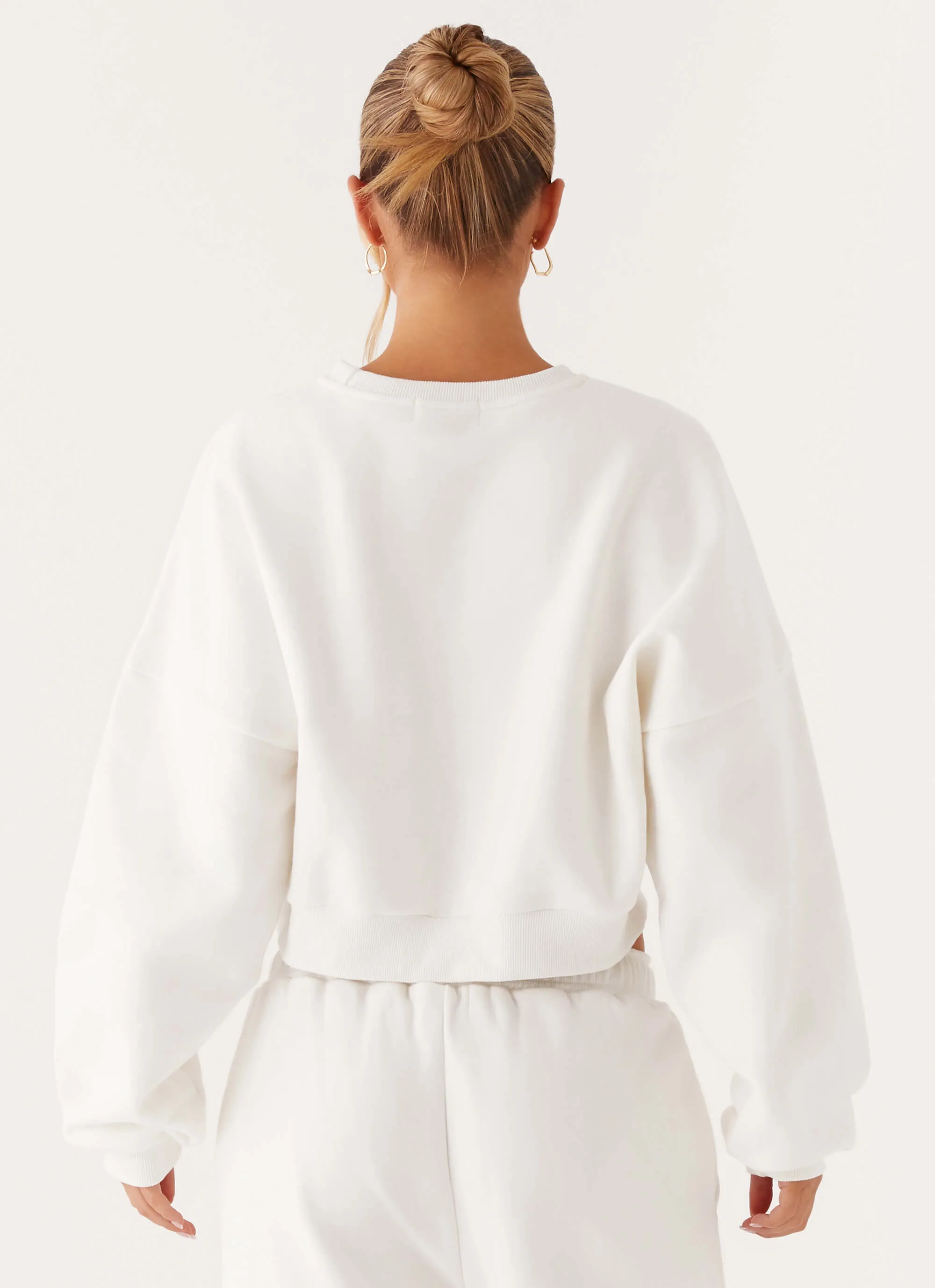 Involve WaterResistant Shell Signature Cropped Sweatshirt - Ivory