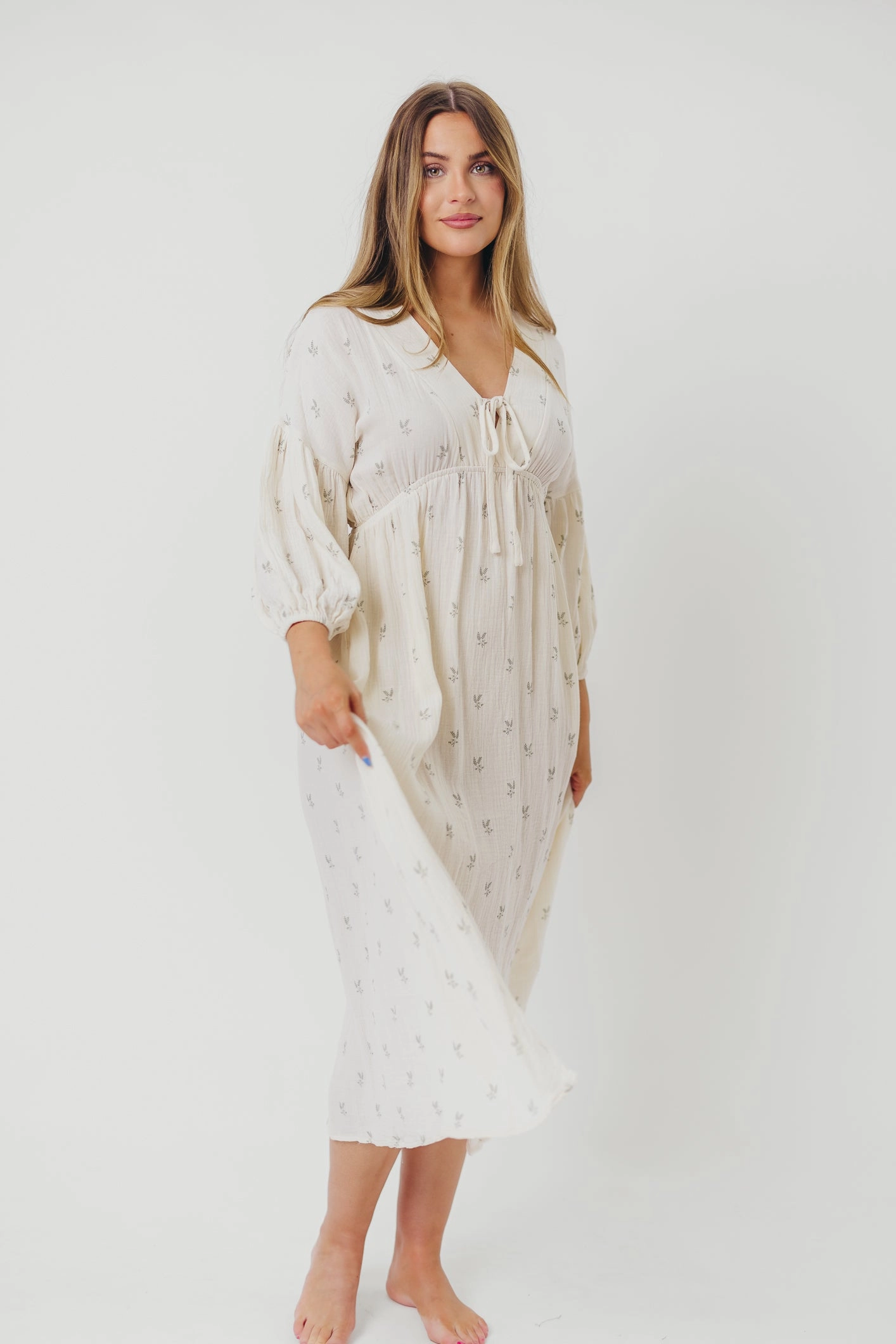 Travel Staple Formal Setting Hunter Midi Dress in Soy/Sage Foliage