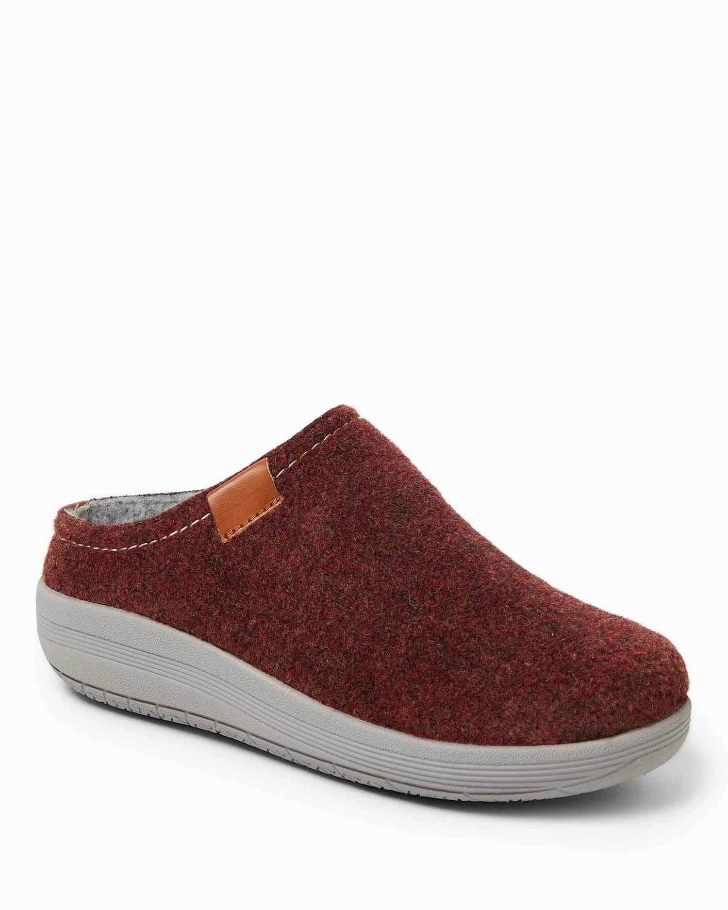 Simple Relaxed Shoes Dearfoams Women's Gianna Oblique Toe Mule House Shoe