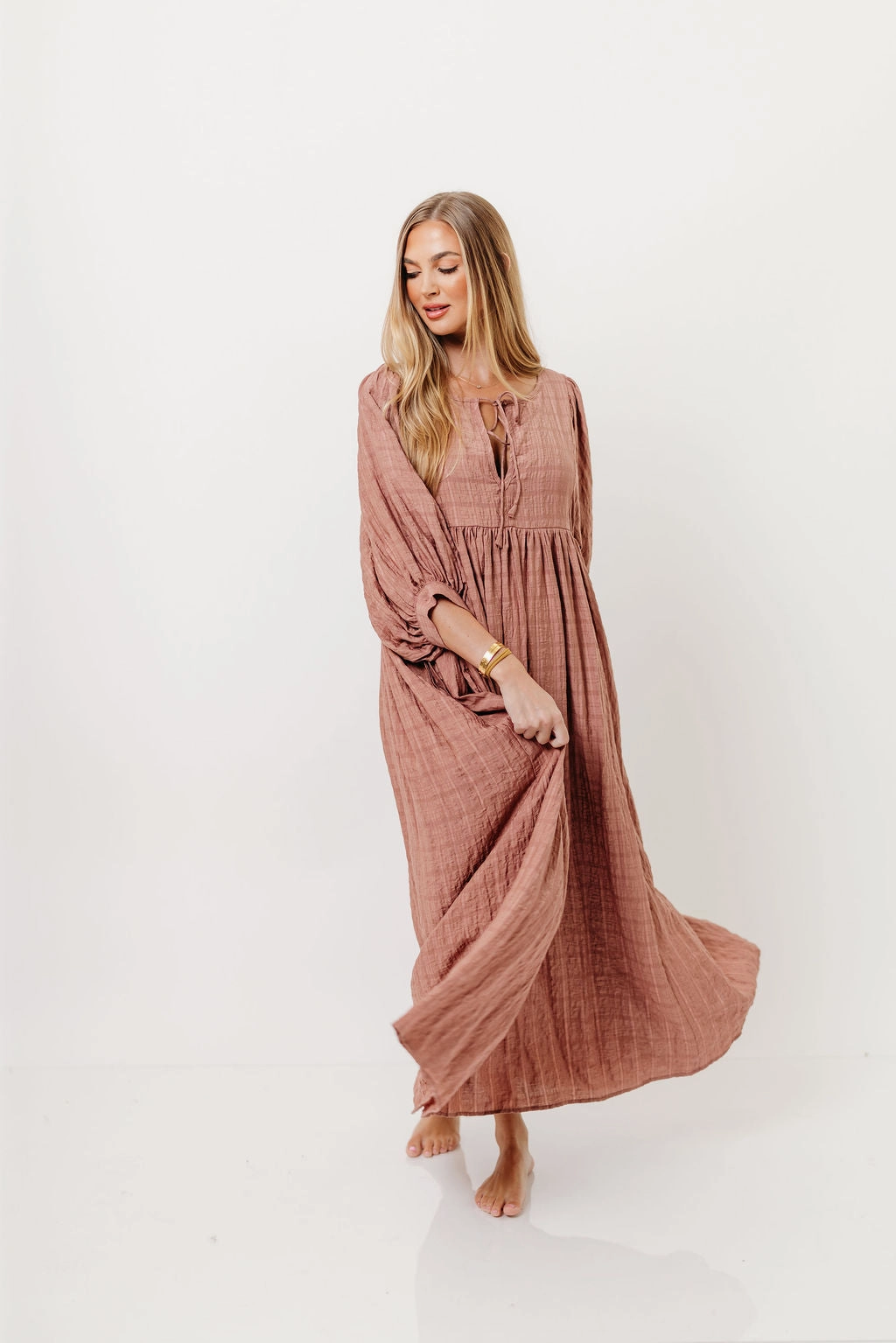 Flutter-Sleeve Nadia Soft Horizon Maxi Dress in Mauve