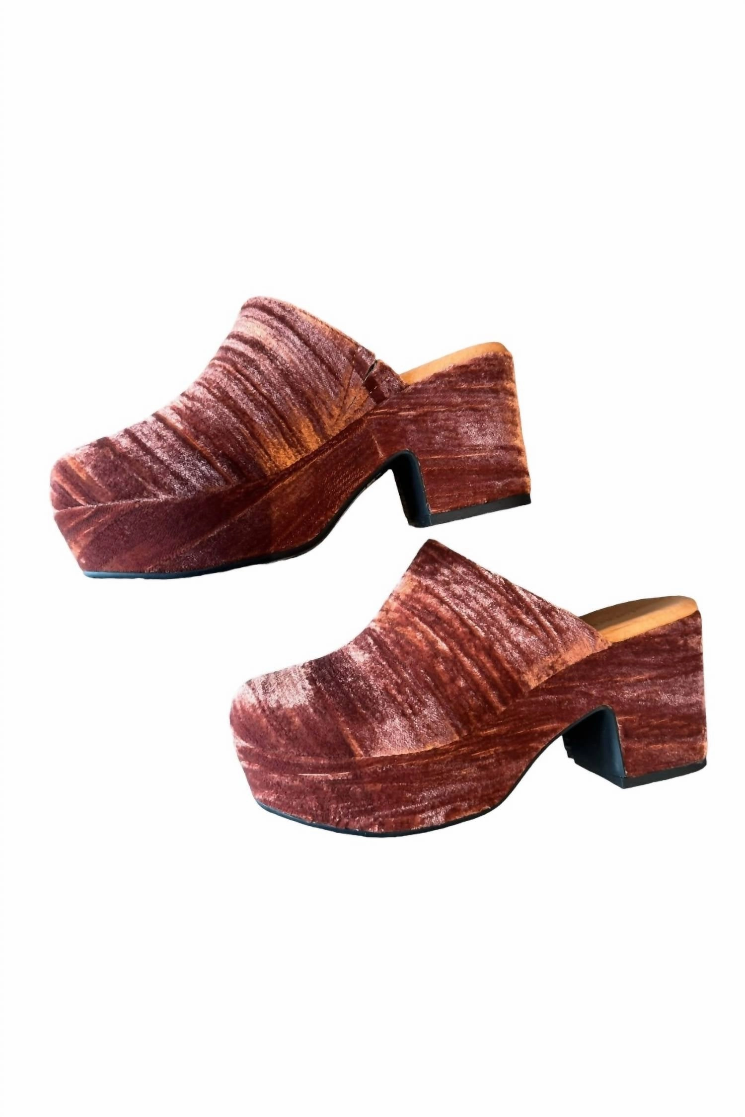 Anti Skid Feature Relaxing Walk Shoes Women's Ginette Velvet Upper Clog In Copper
