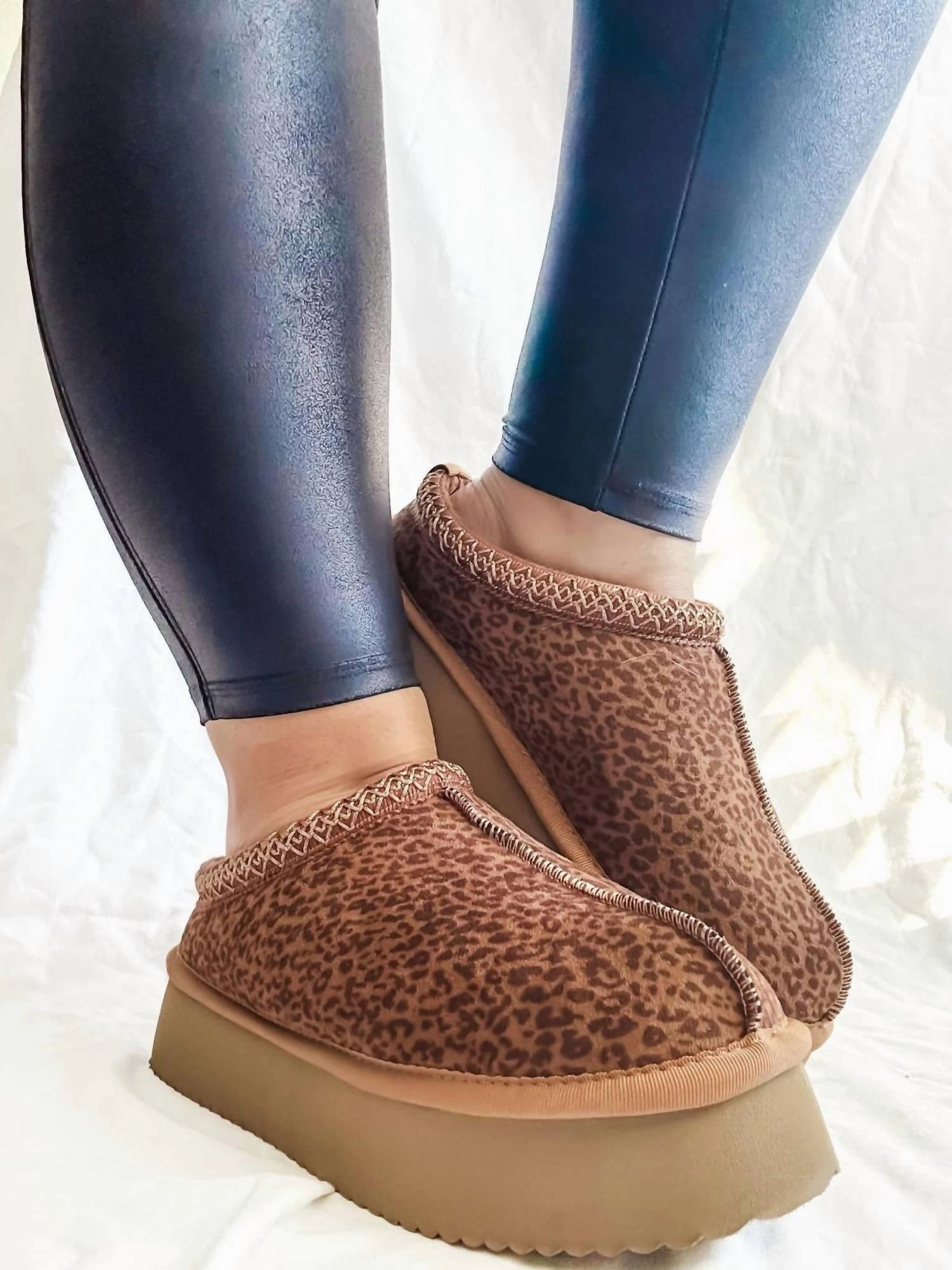 Stylish Casuals Pillow Talk In Leopard Slides