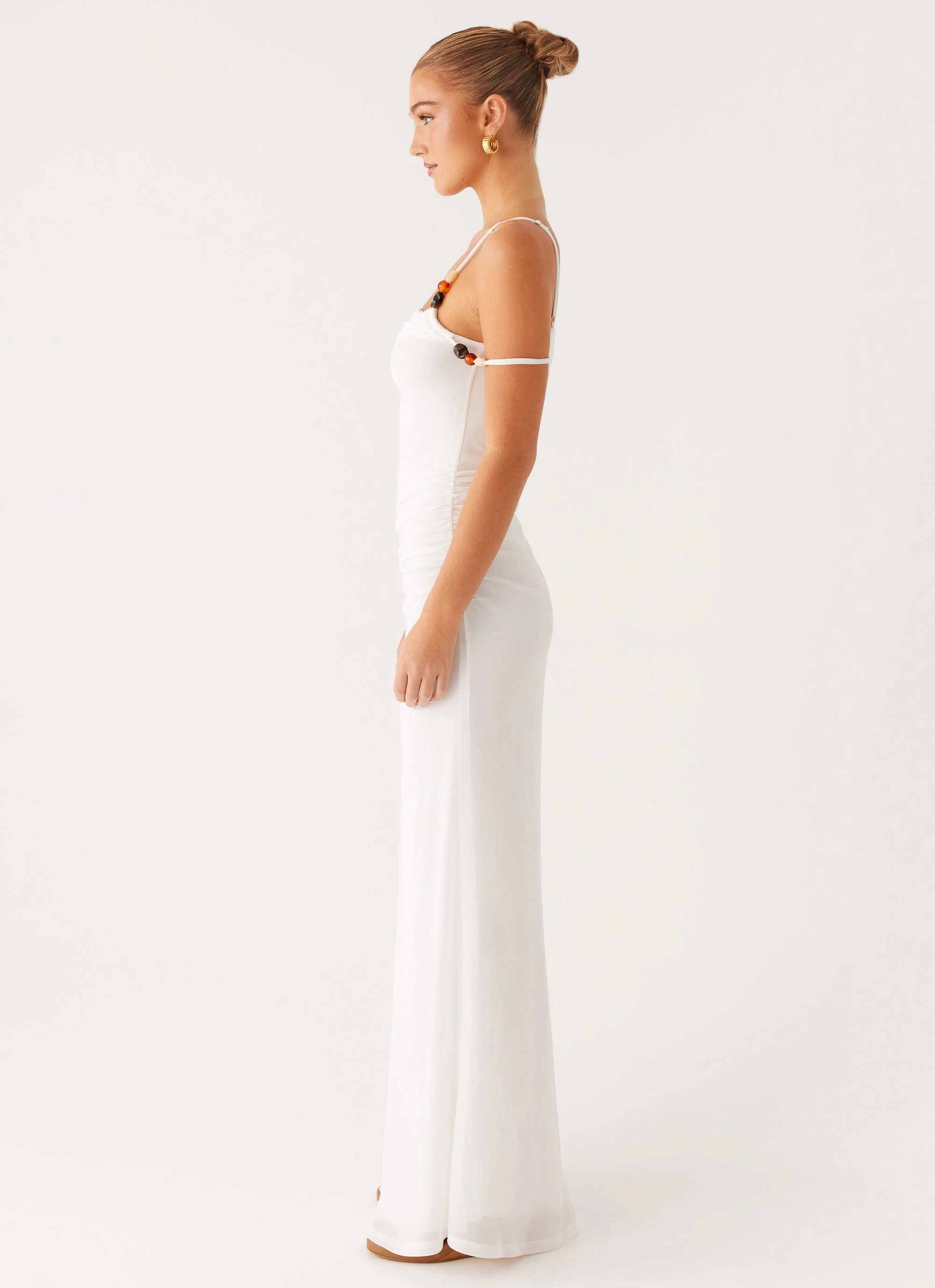 Conquer Maxi Dress - Off White Subtle Glow Must-have