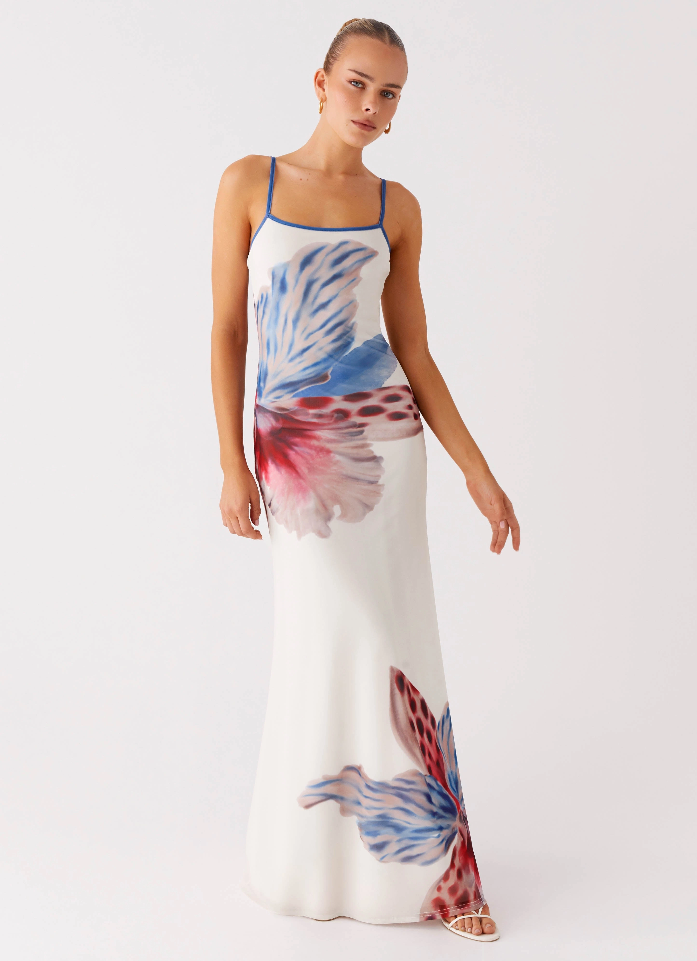 Everett Maxi Dress - White Sea Bloom Relaxed-fit gown Timeless Trend