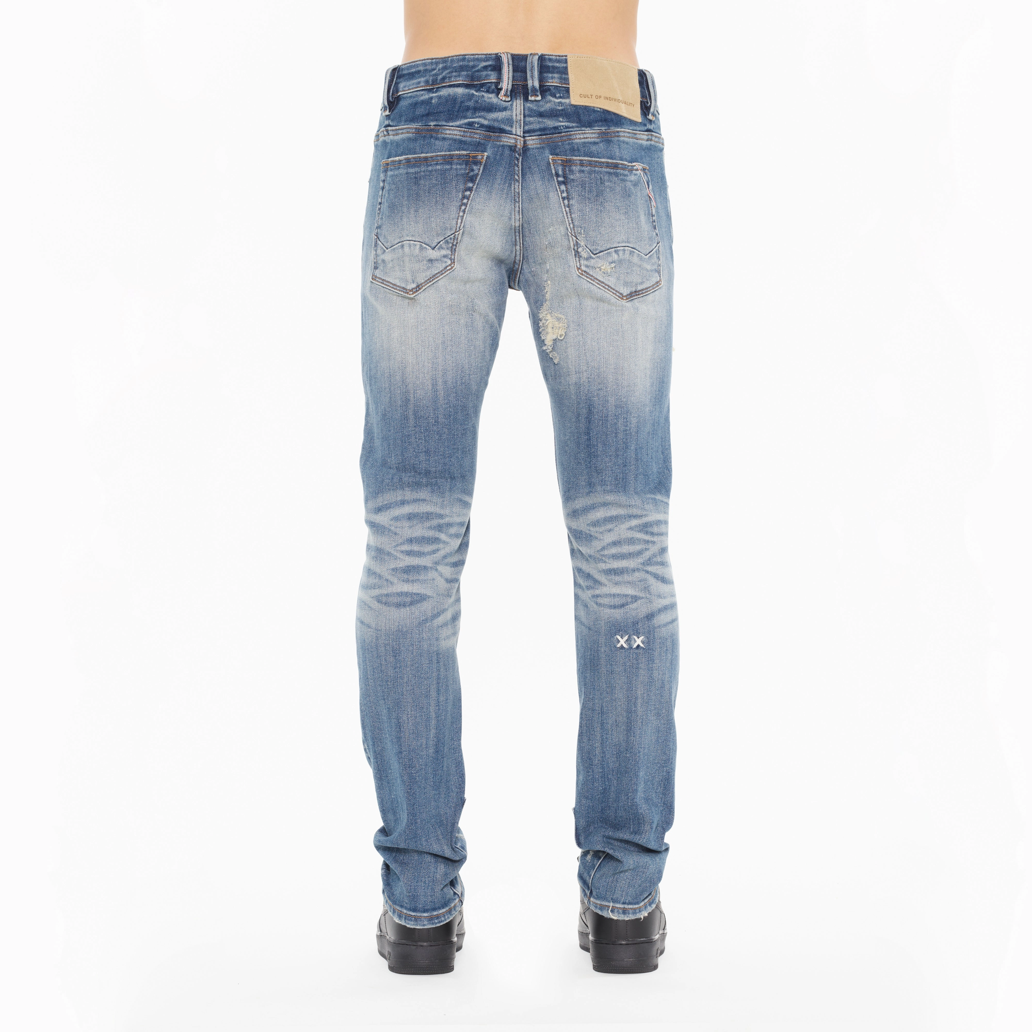 Cult's Rocker Slim 602 Jeans in Pebble Classic Wear Slim