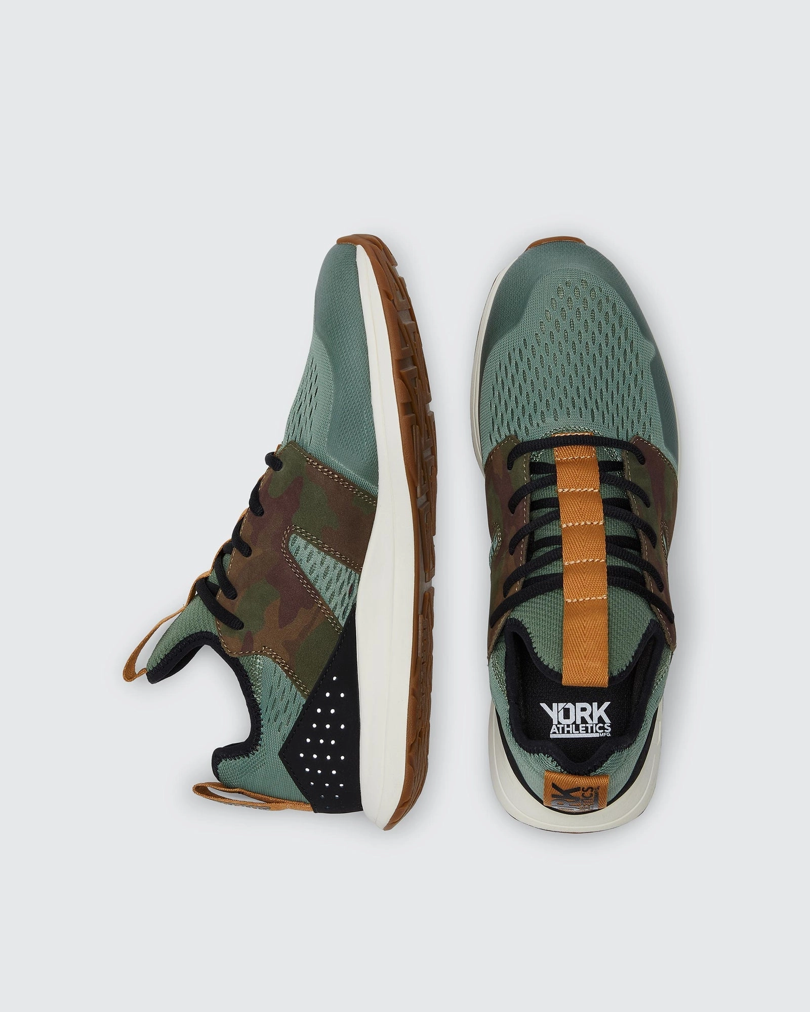 York Athletics The Frank Trainer Sneakers in Camo Sporty Edge Foot Support