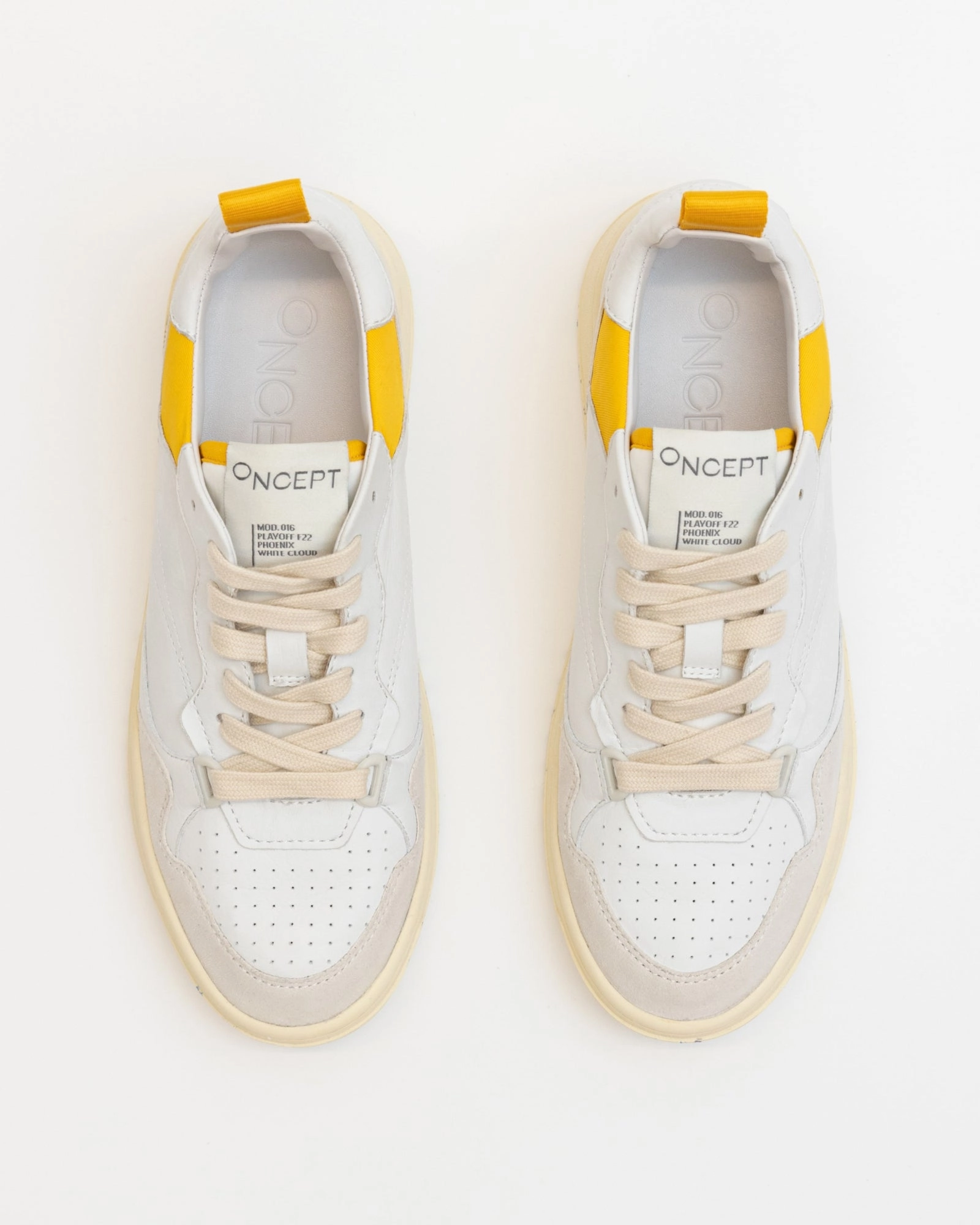 Oncept Phoenix Sneakers in White Cloud Seamless Inner Lining