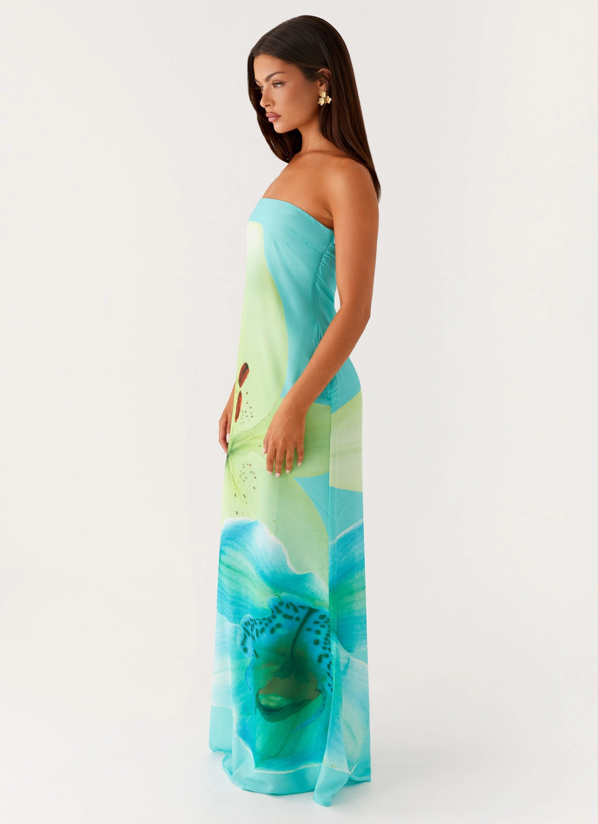 Flattering Fit for All Darcy Maxi Dress - Turquoise Floral