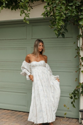 Dear Skye Floral Dress in Blue Elegant Layers Resort Outfit