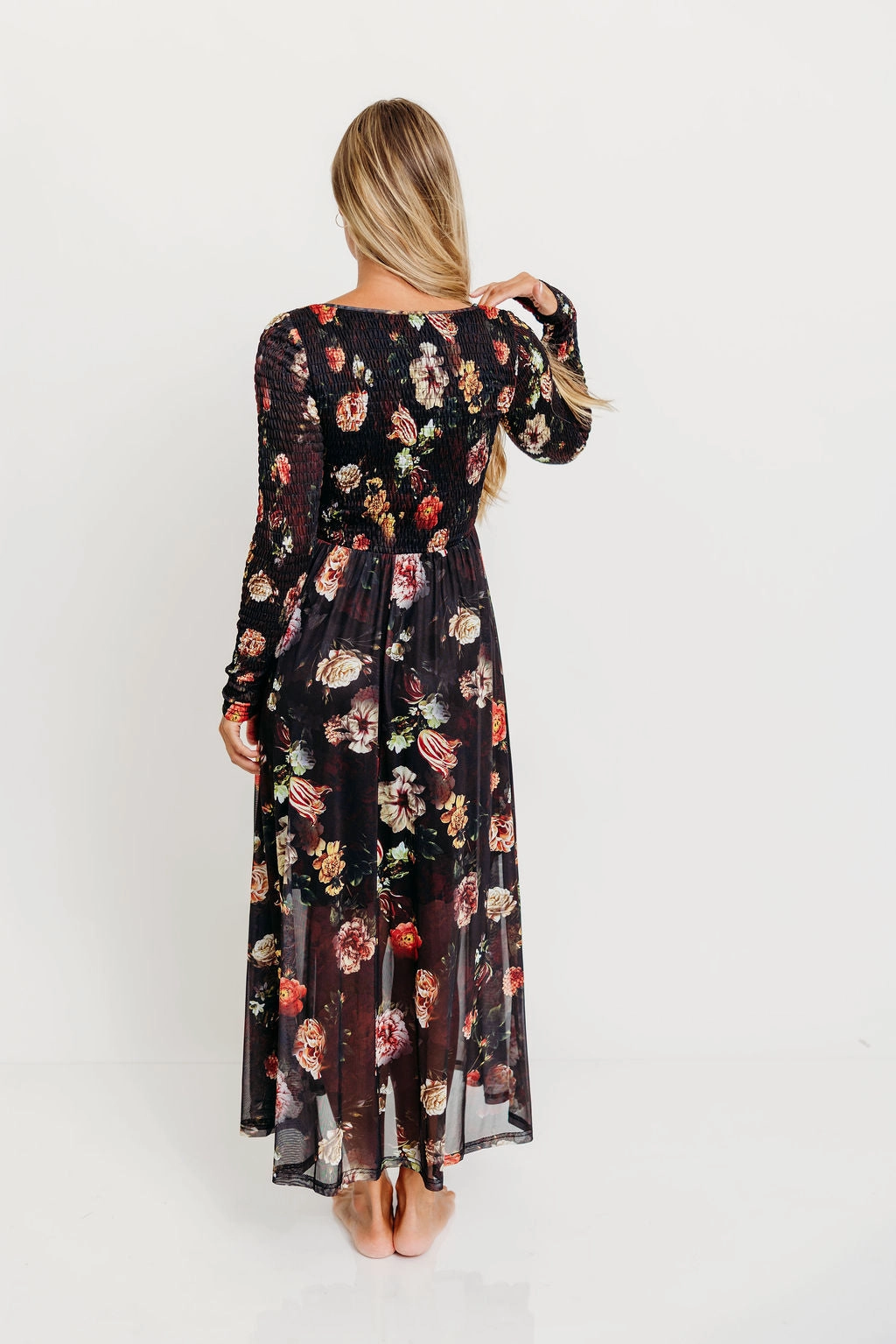 Trendy pick Harriet Maxi Dress in Black