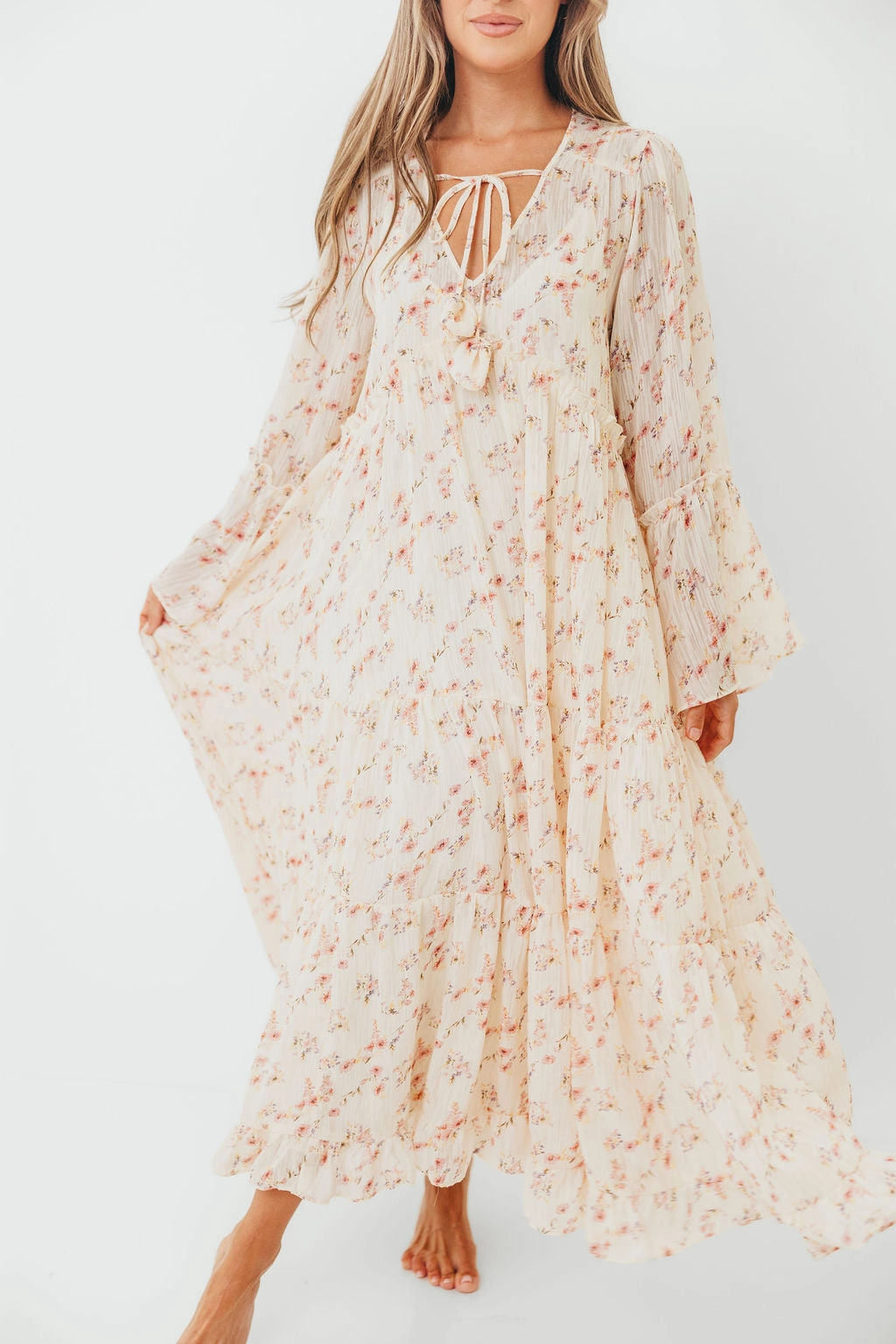 Lisa Woven Floral V-Neck Maxi Dress with Detachable Liner in Cream Multi - Bump Friendly All Day Relaxed work dress