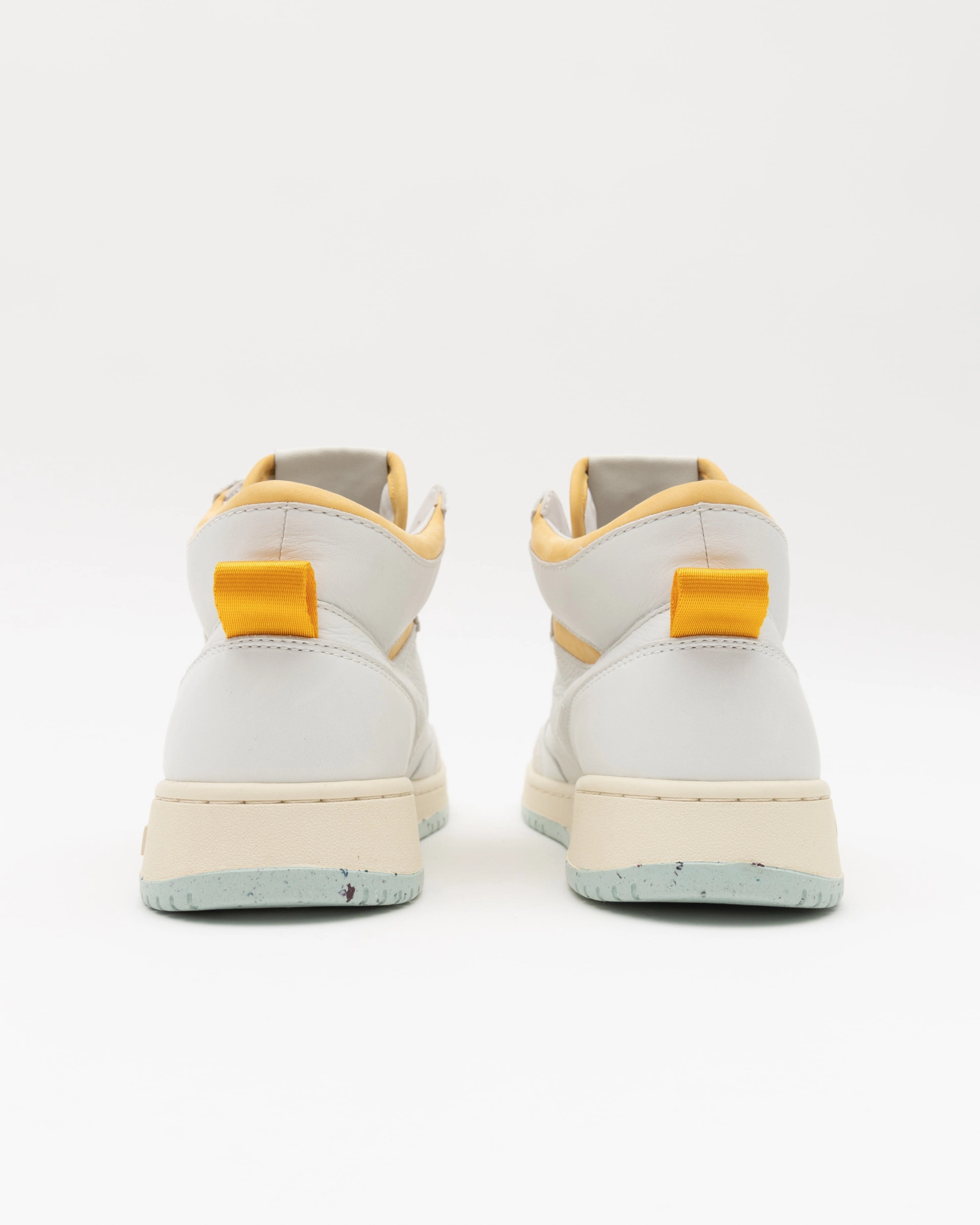 Foam Midsole Classy stability Oncept Philly Sneakers in White Cloud Multi