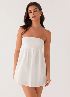 Minimal Tone Airy Weave Dylan Babydoll Mini Dress - White