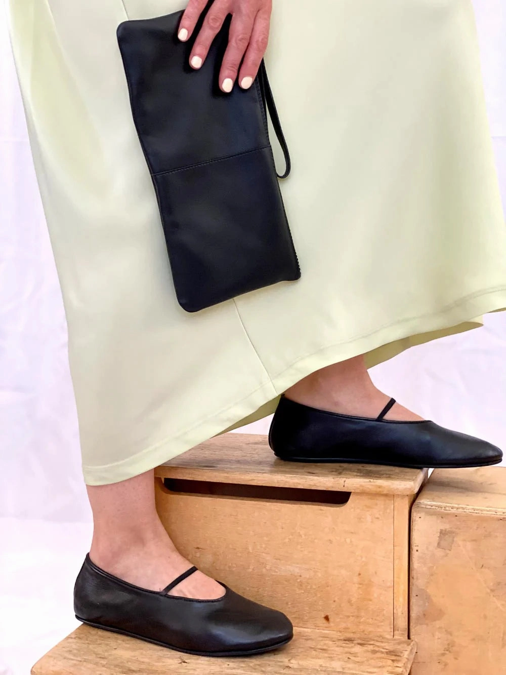 Chic Fit Shoes Seychelles Neon Moon Ballet Flat Travel Duo in Black Leather