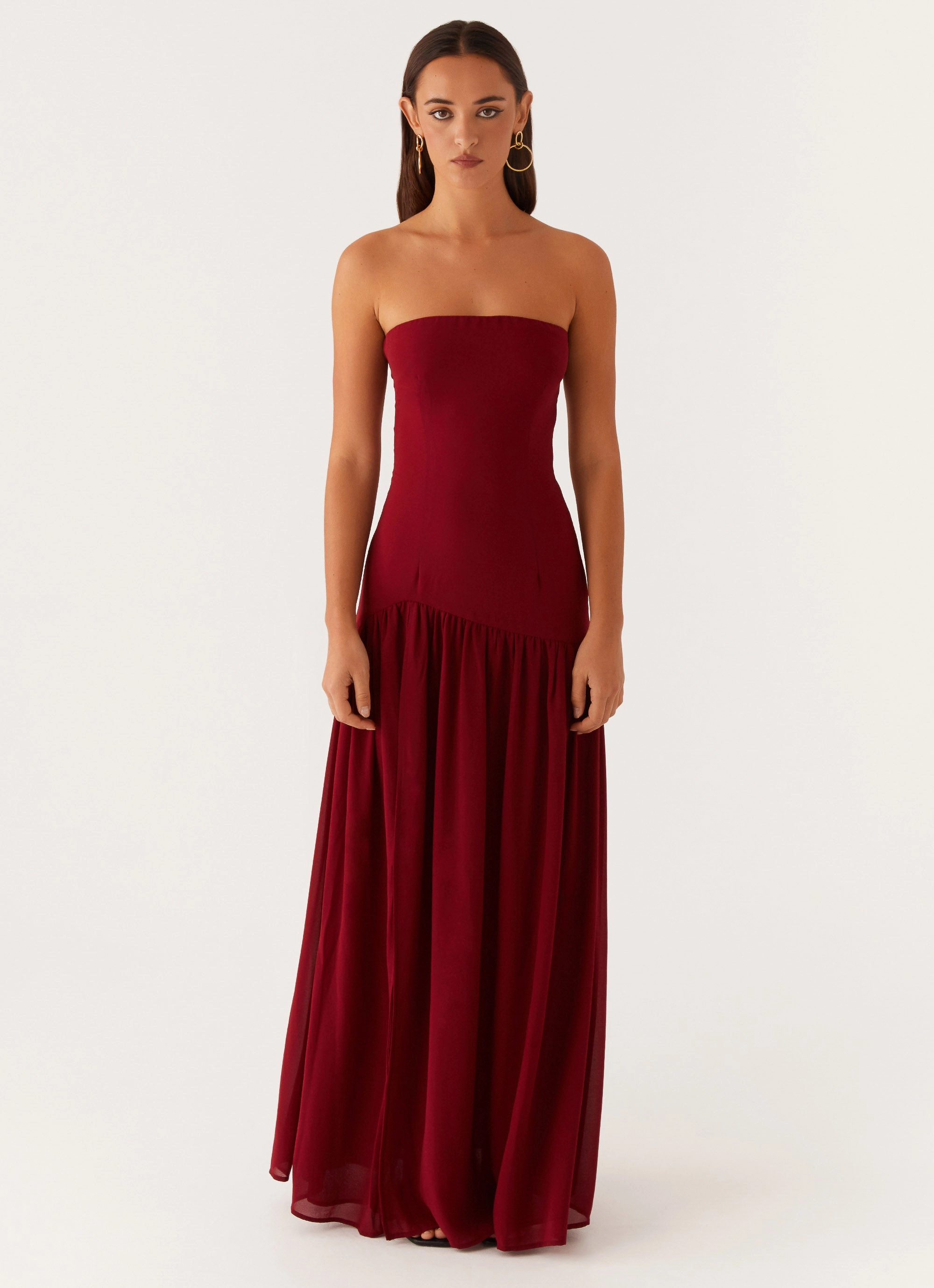 Eden Strapless Maxi Dress - Maroon Vibrant Form Perfect For Work