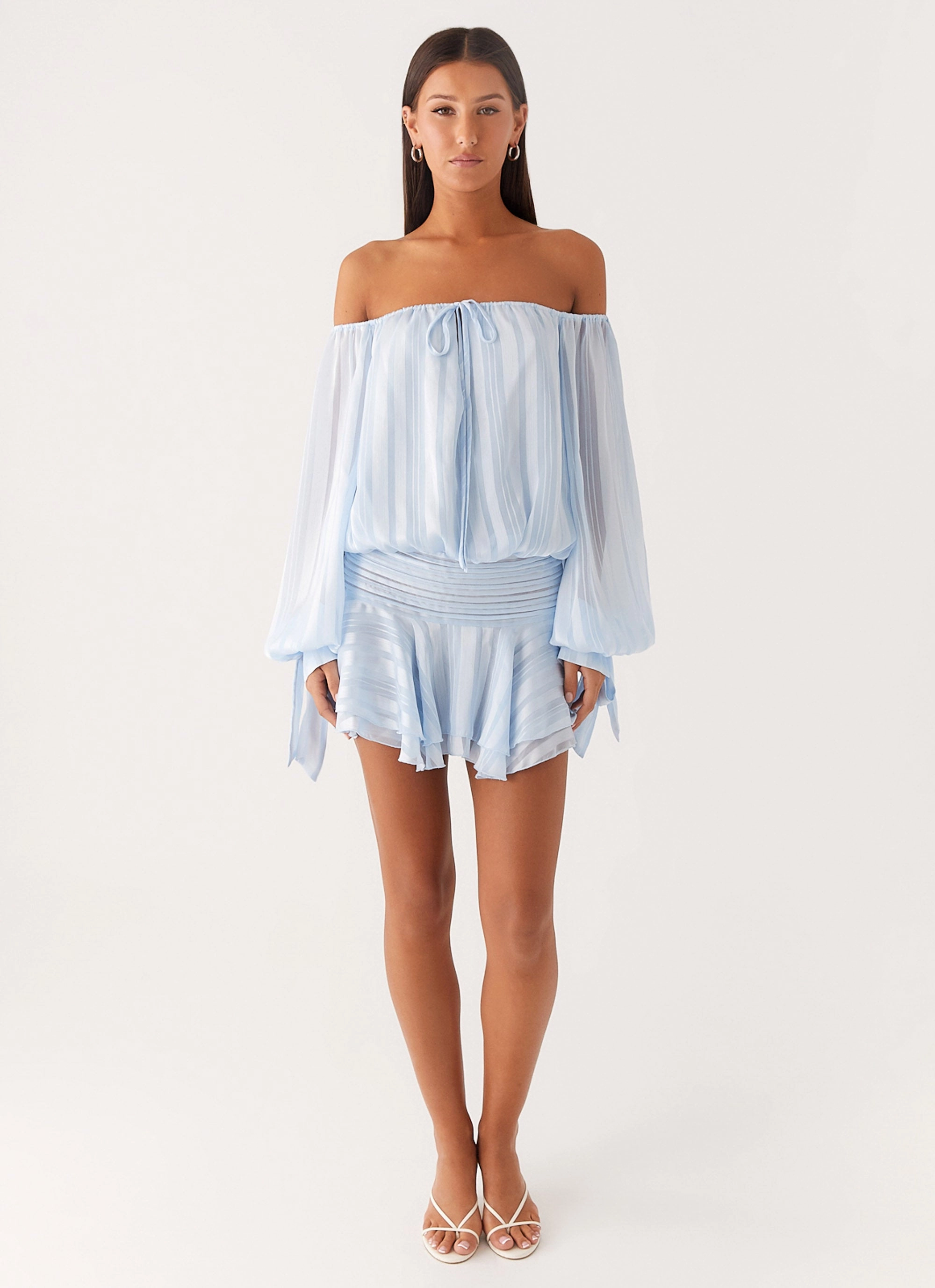 Eira Balloon Sleeve Mini Dress - Baby Blue Casual weekend dress Glamorous look