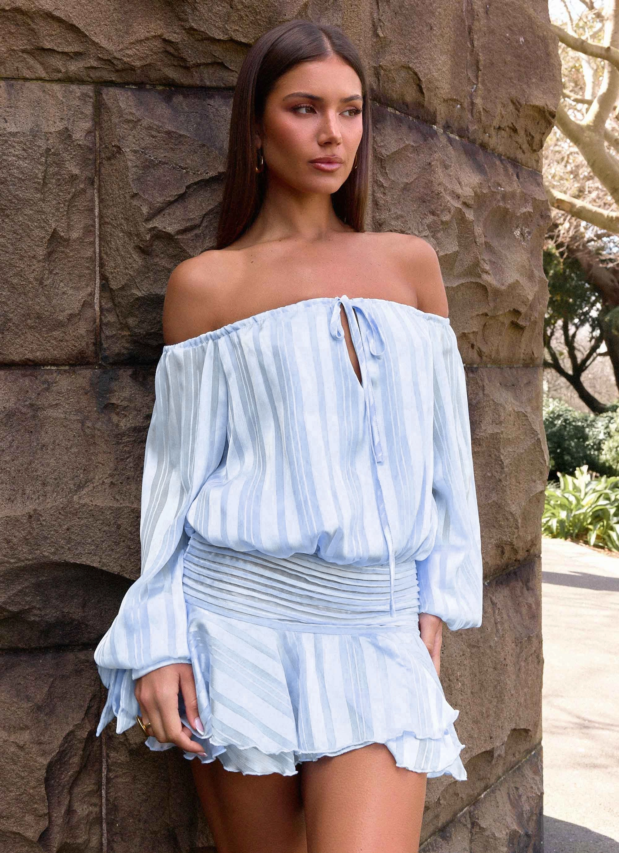 Eira Balloon Sleeve Mini Dress - Baby Blue Versatile Look Skin Hug