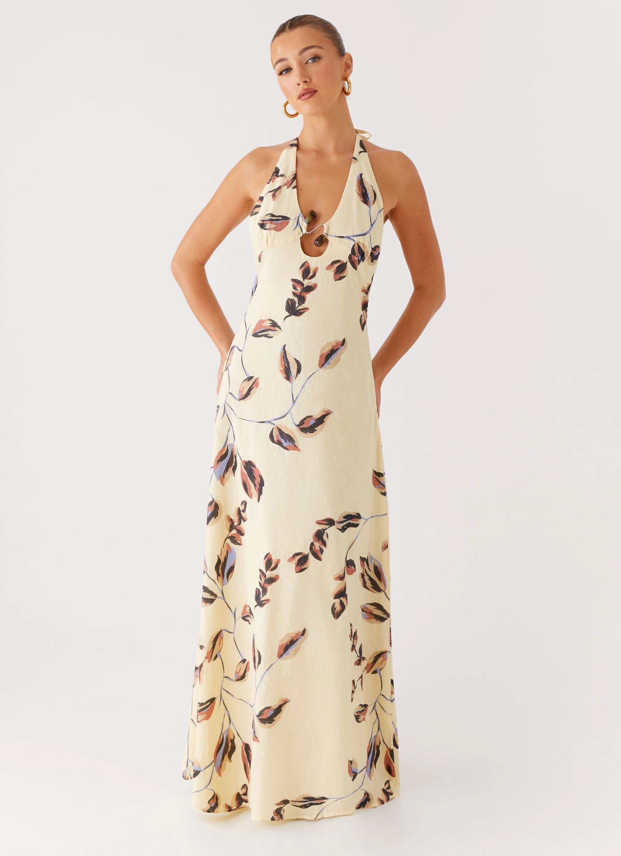 Weekend Style Crisp Look Elvina Halter Neck Maxi Dress - Buttercream Bliss