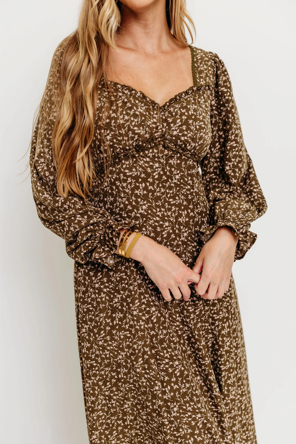 Erin Floral Maxi Dress in Olive Cool Touch