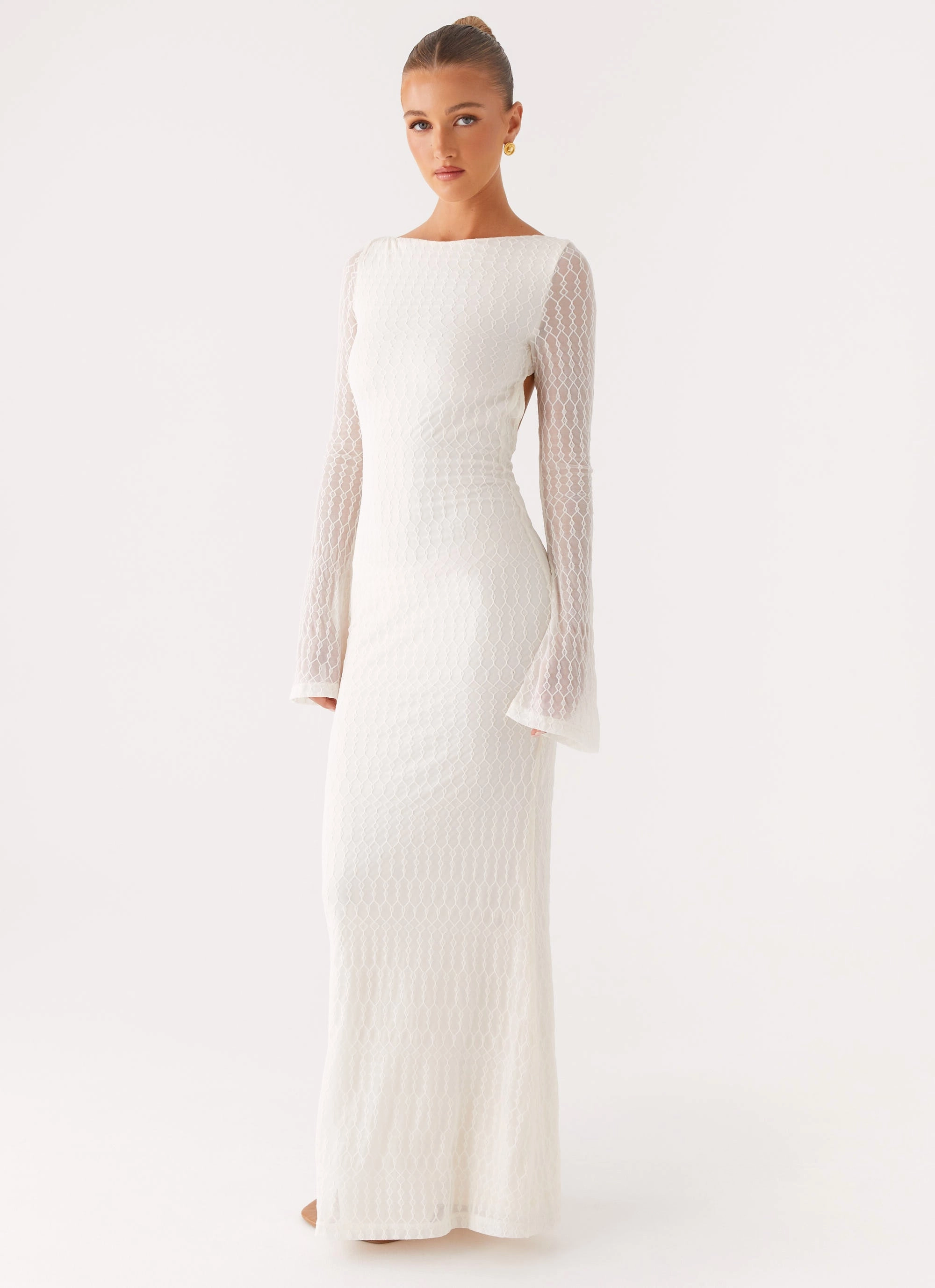 Ethereal Long Sleeve Maxi Dress - Ivory Dream Look