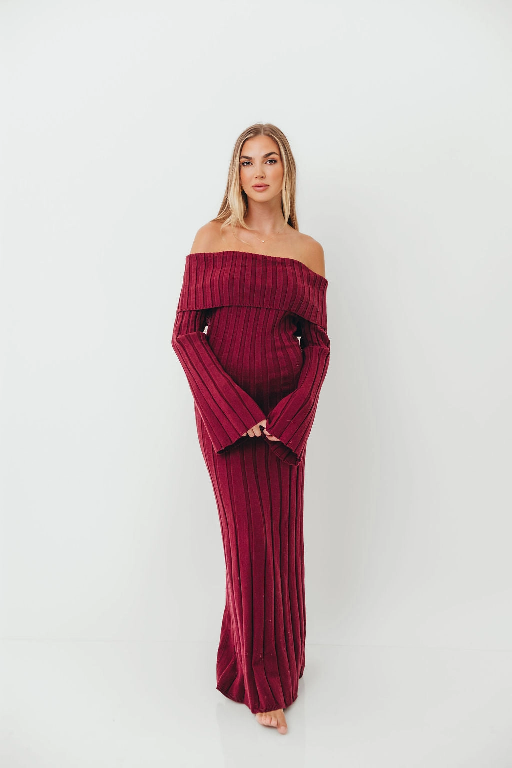 Relaxed Line Evella Maxi Dress in Burgundy - Bump Friendly